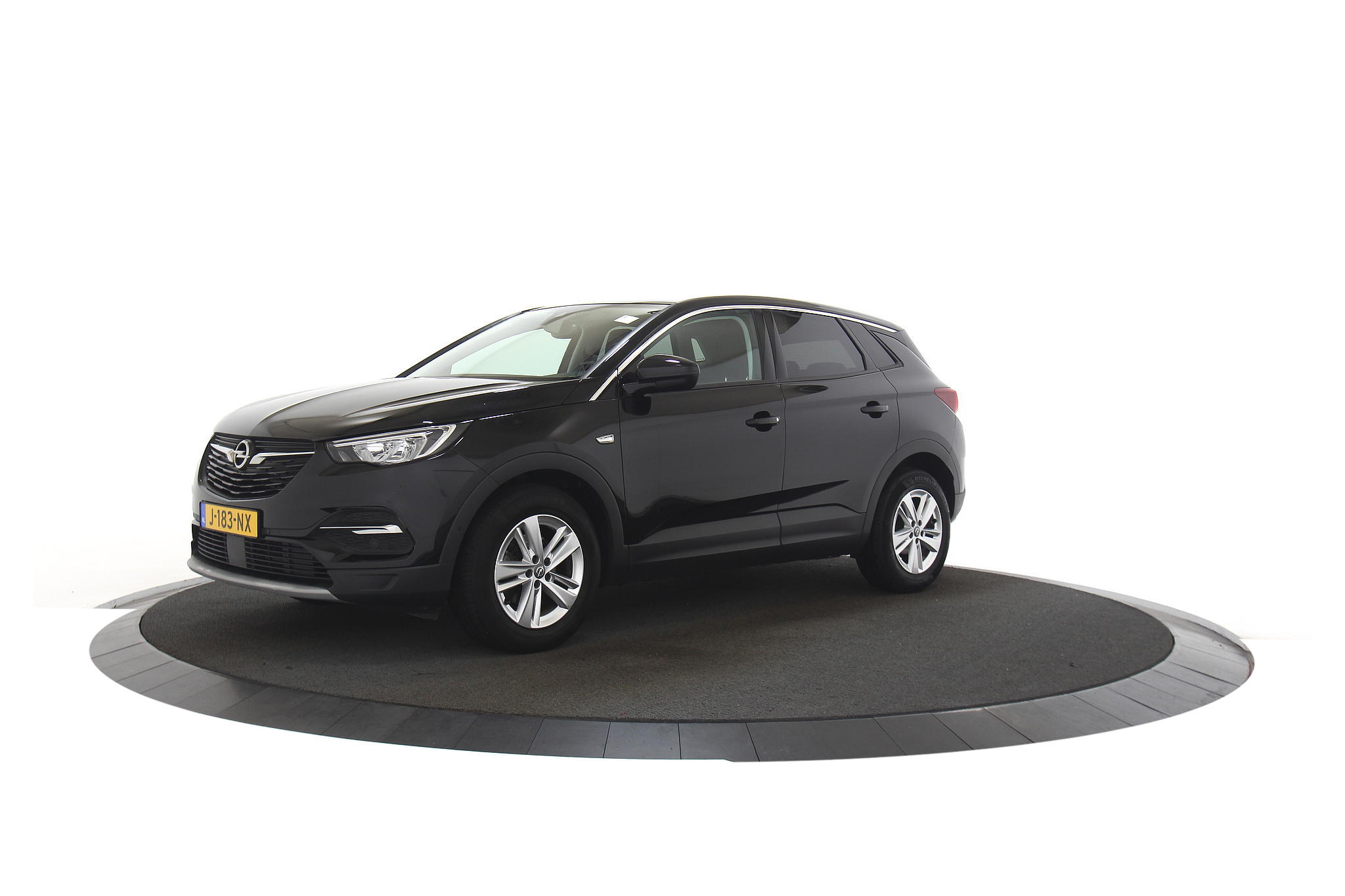 Opel Grandland X 1.2 Turbo AUT Business Executive LED