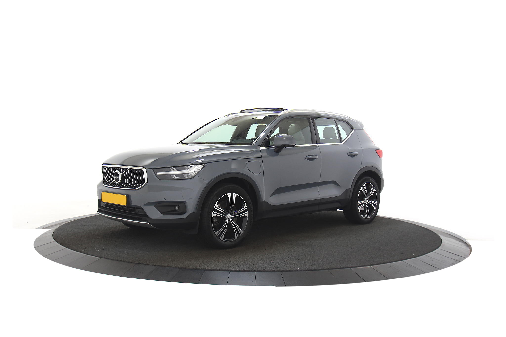 Volvo XC40 1.5 T4 Recharge Inscription |Pano|H&K|ACC|Stoelverwarming|Memory|