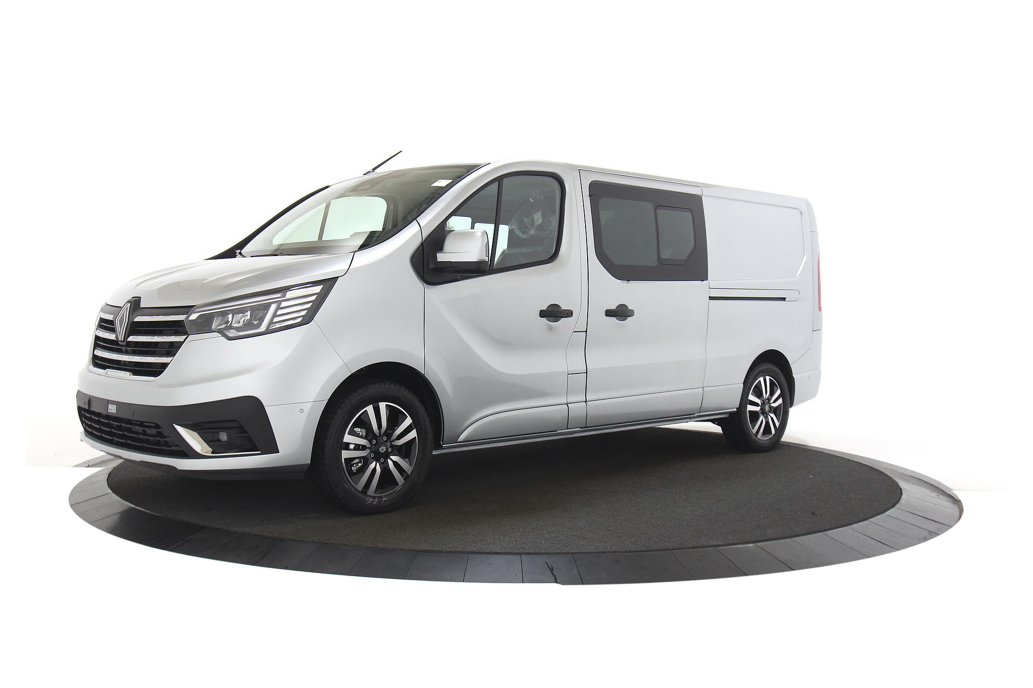 Renault Trafic L2H1 T29 DC dCi 170 EDC Extra – Gris Highland