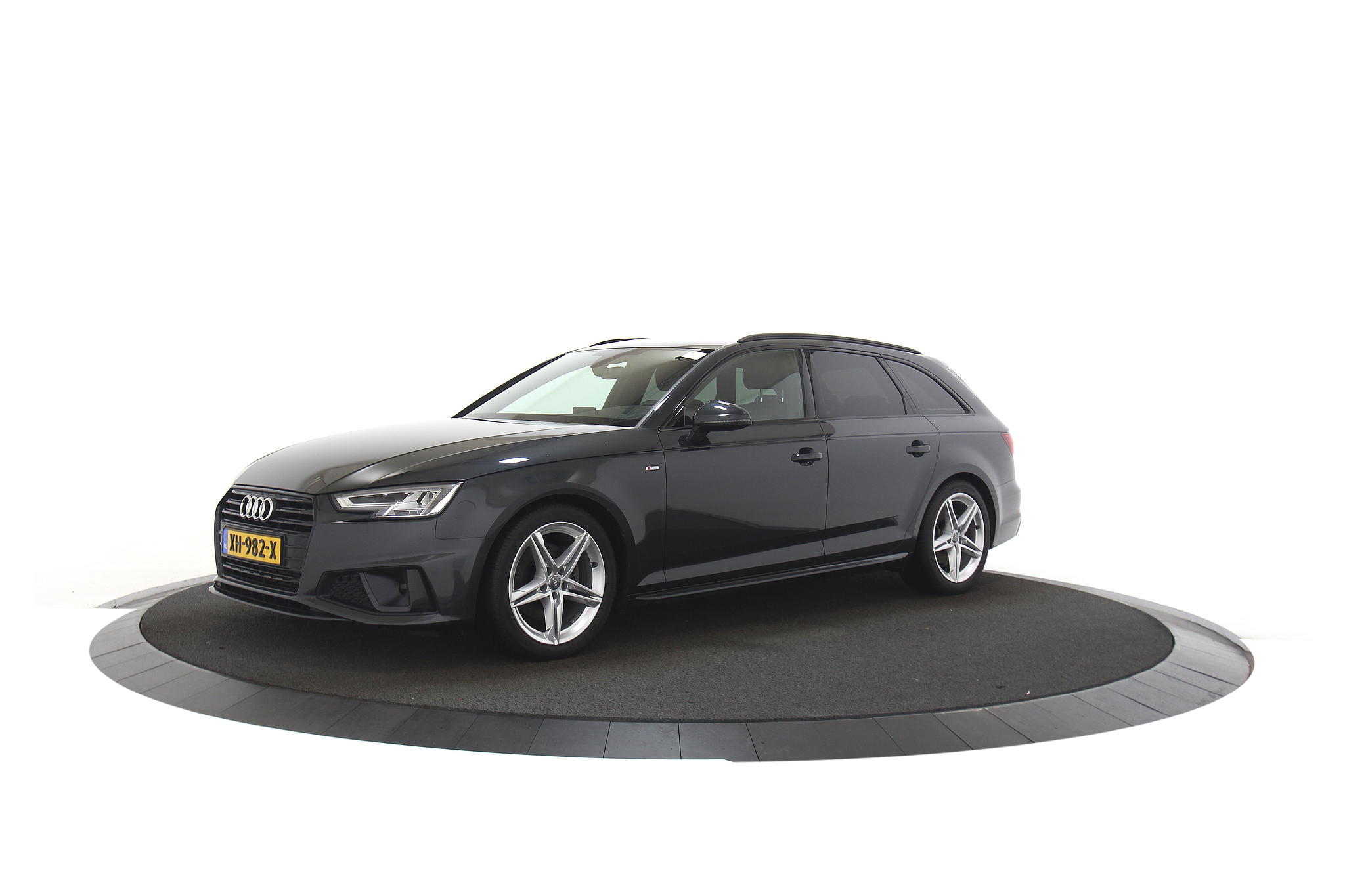 Audi A4 Avant 35 TFSI Sport S line edition Aut