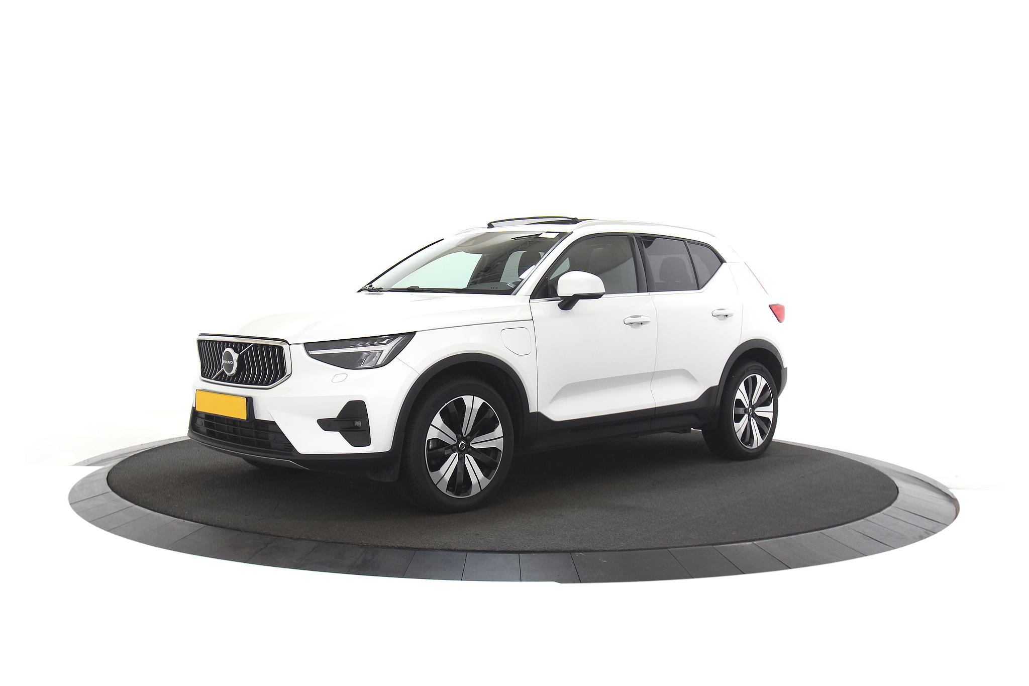 Volvo XC40 1.5 T5 Recharge Ultimate Bright |Pano|