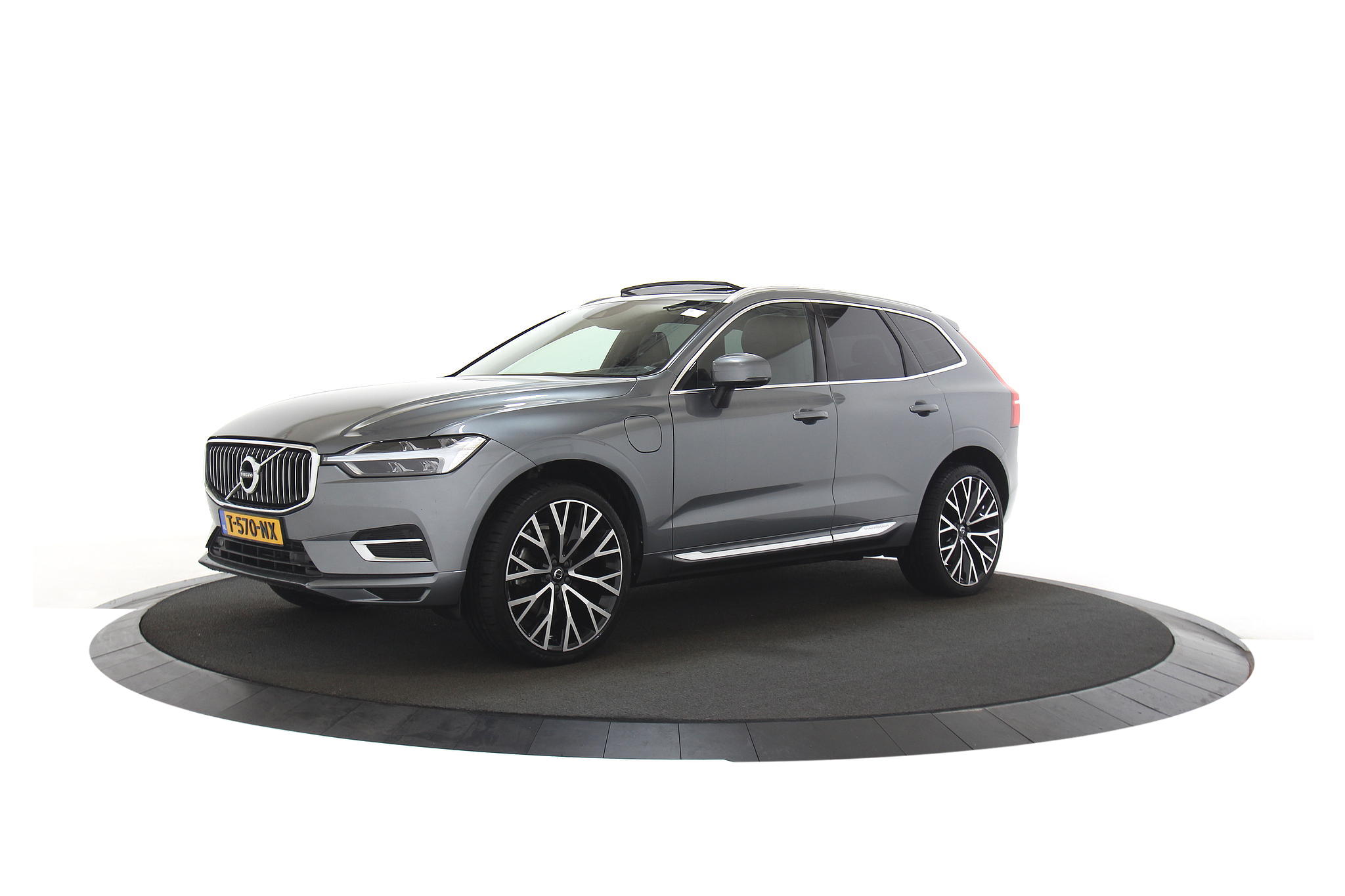 Volvo XC60 2.0 T8 Twin Engine AWD Inscription Pano Trekhaak Memory