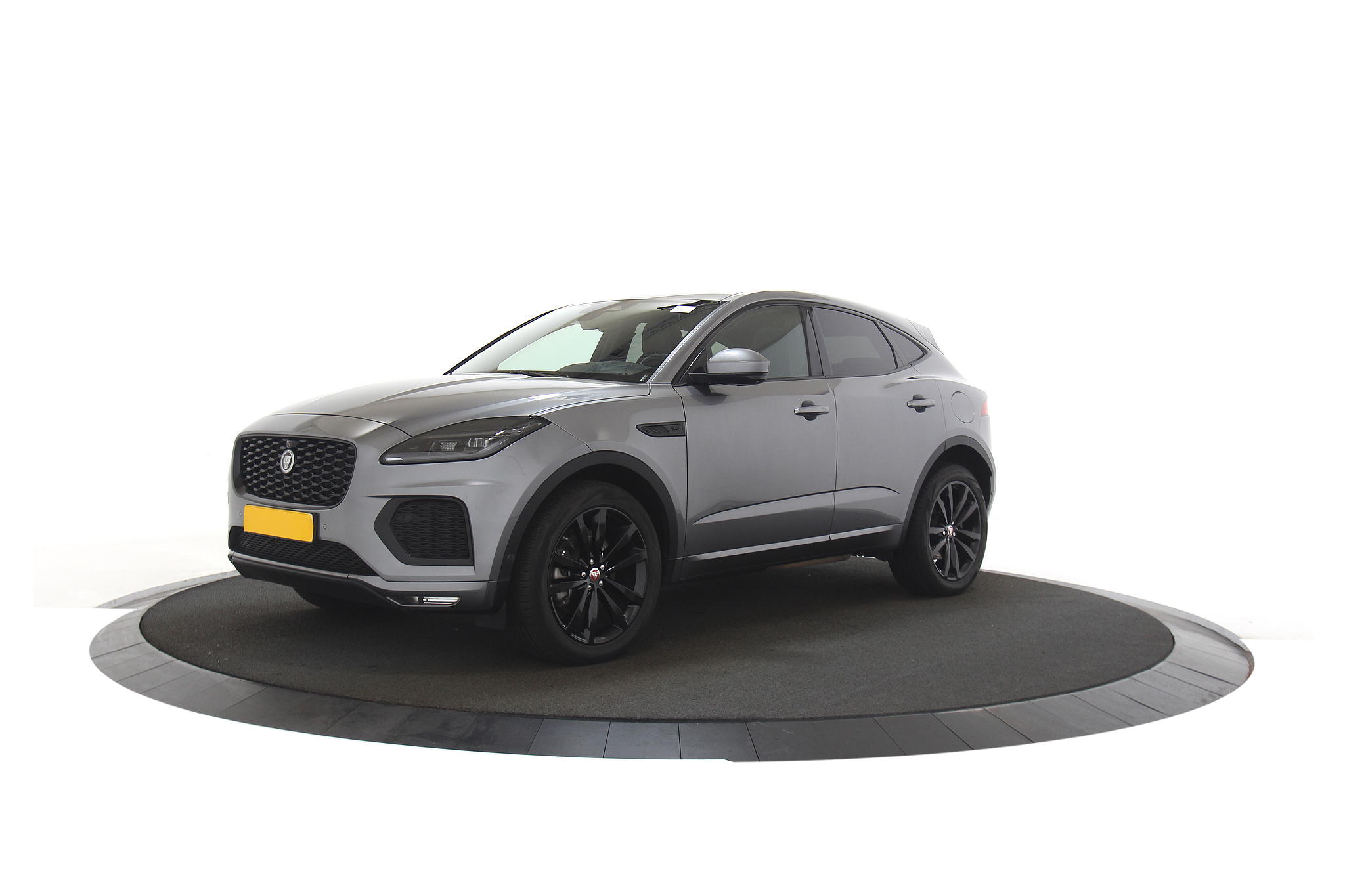 Jaguar E-Pace 1.5 P300e AWD R-Dynamic SE