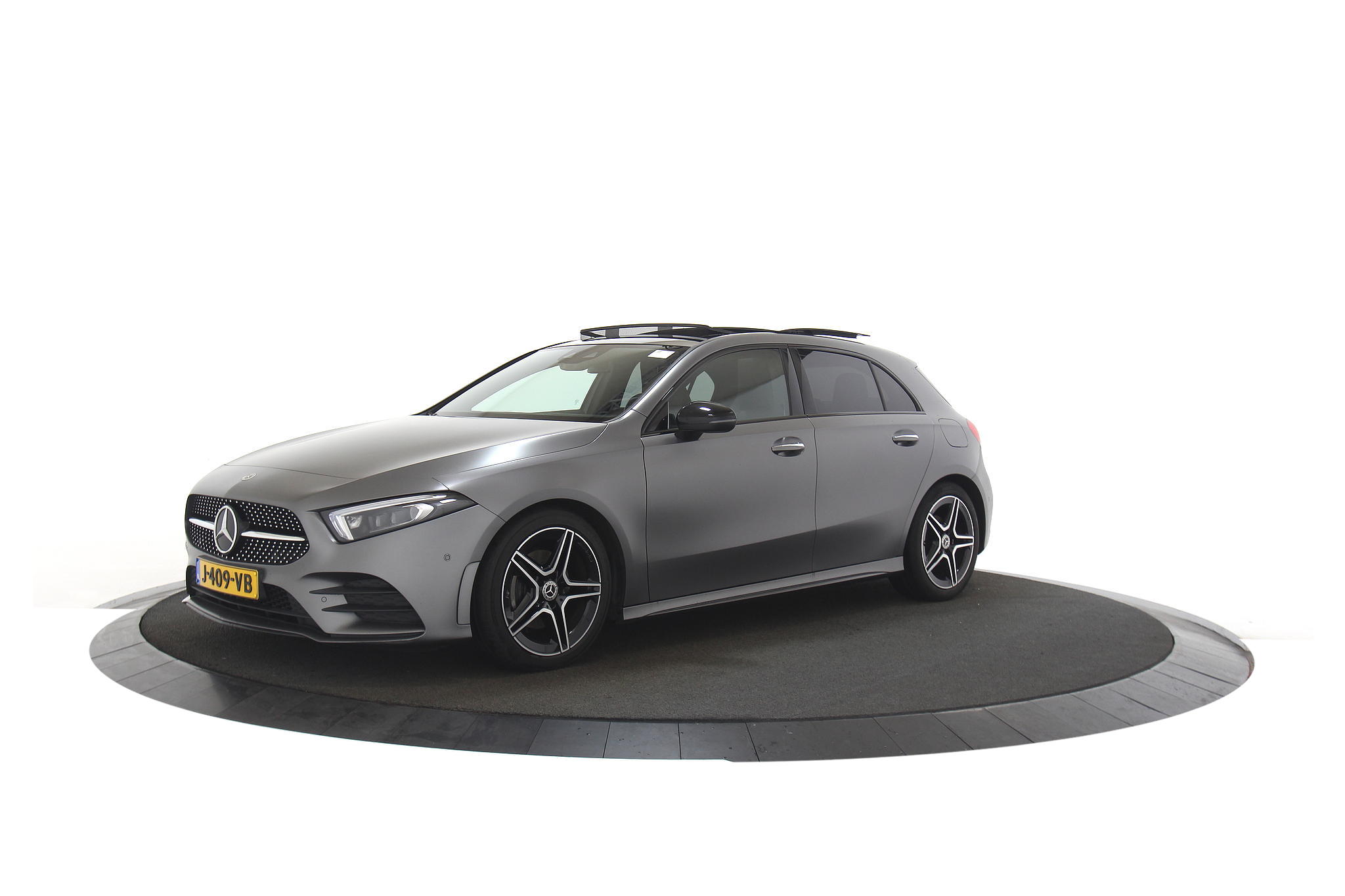 Mercedes-Benz A-klasse 180 Business Solution AMG