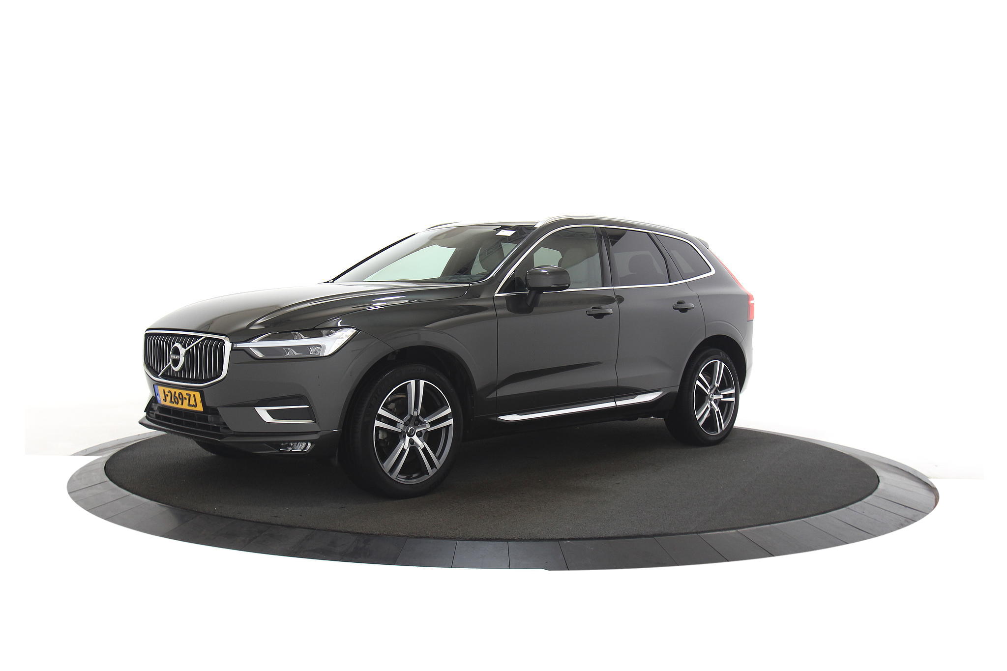 Volvo XC60 2.0 B5 Inscription ACC H&K Stoelverwarming/Koeling/Memory