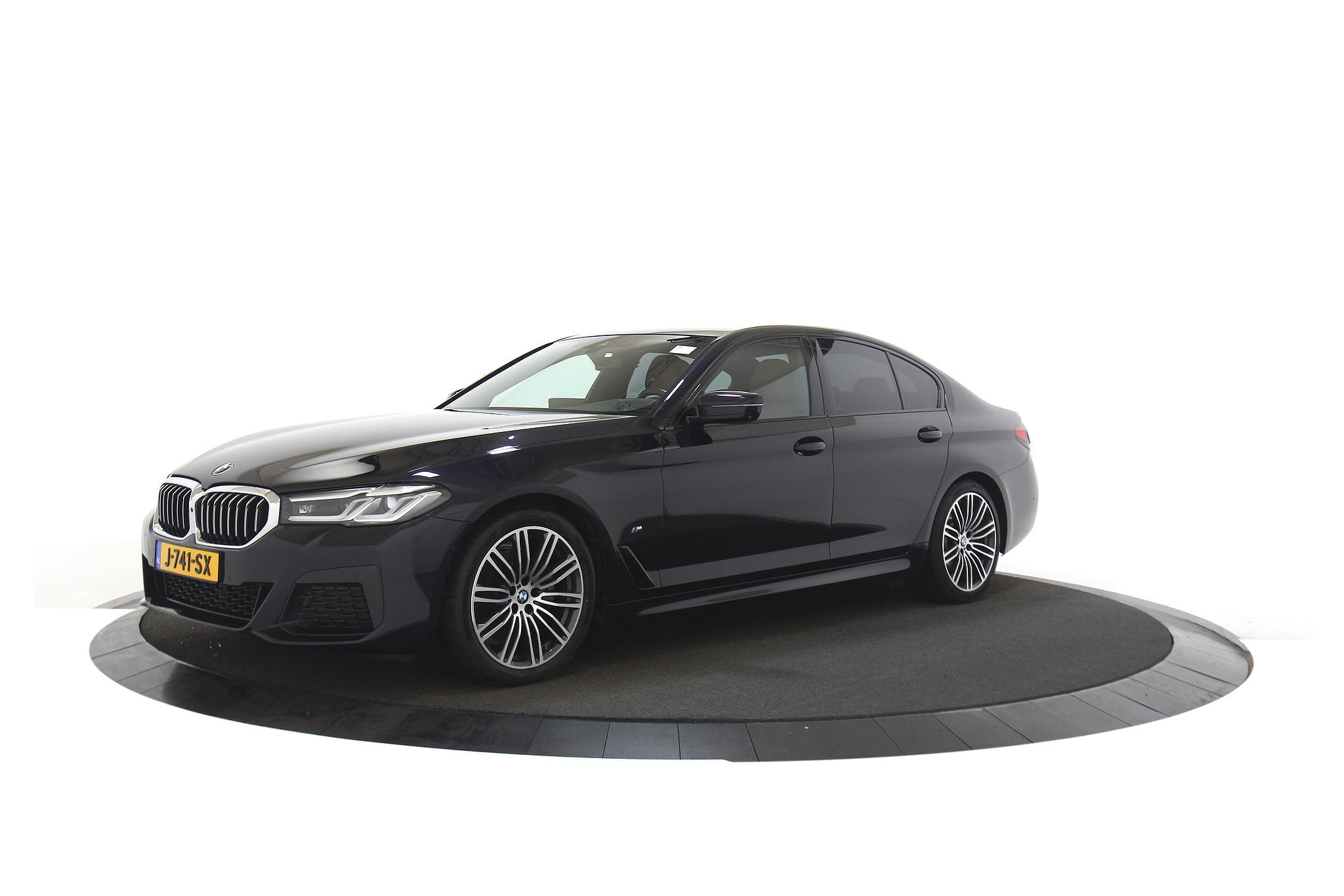 BMW 5-serie 520i High Executive M-Sport Facelift