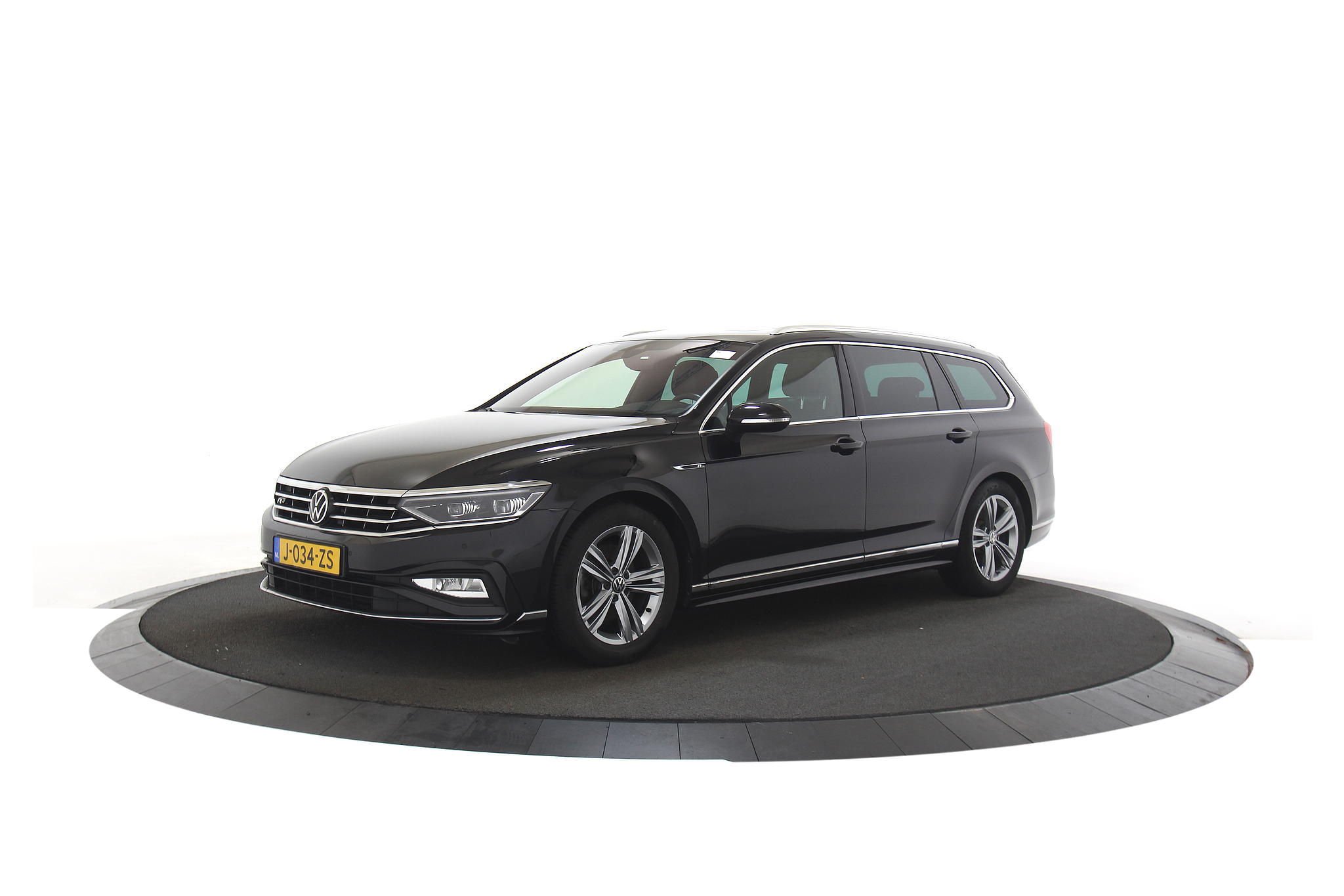 Volkswagen Passat Variant 1.5 TSI R-Line Business + Pano