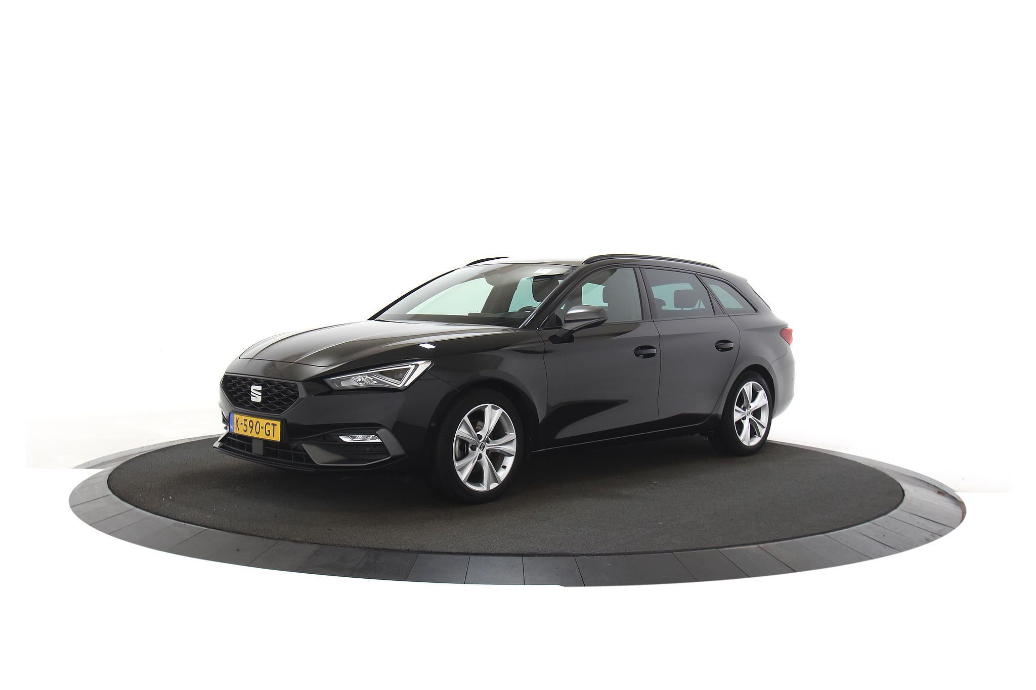 SEAT Leon Sportstourer 1.5 TSI FR Launch Edition