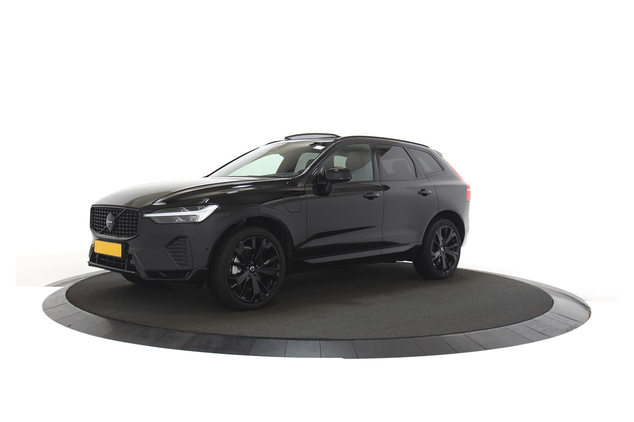 Volvo XC60 Recharge T6 eAWD Black Edition VB