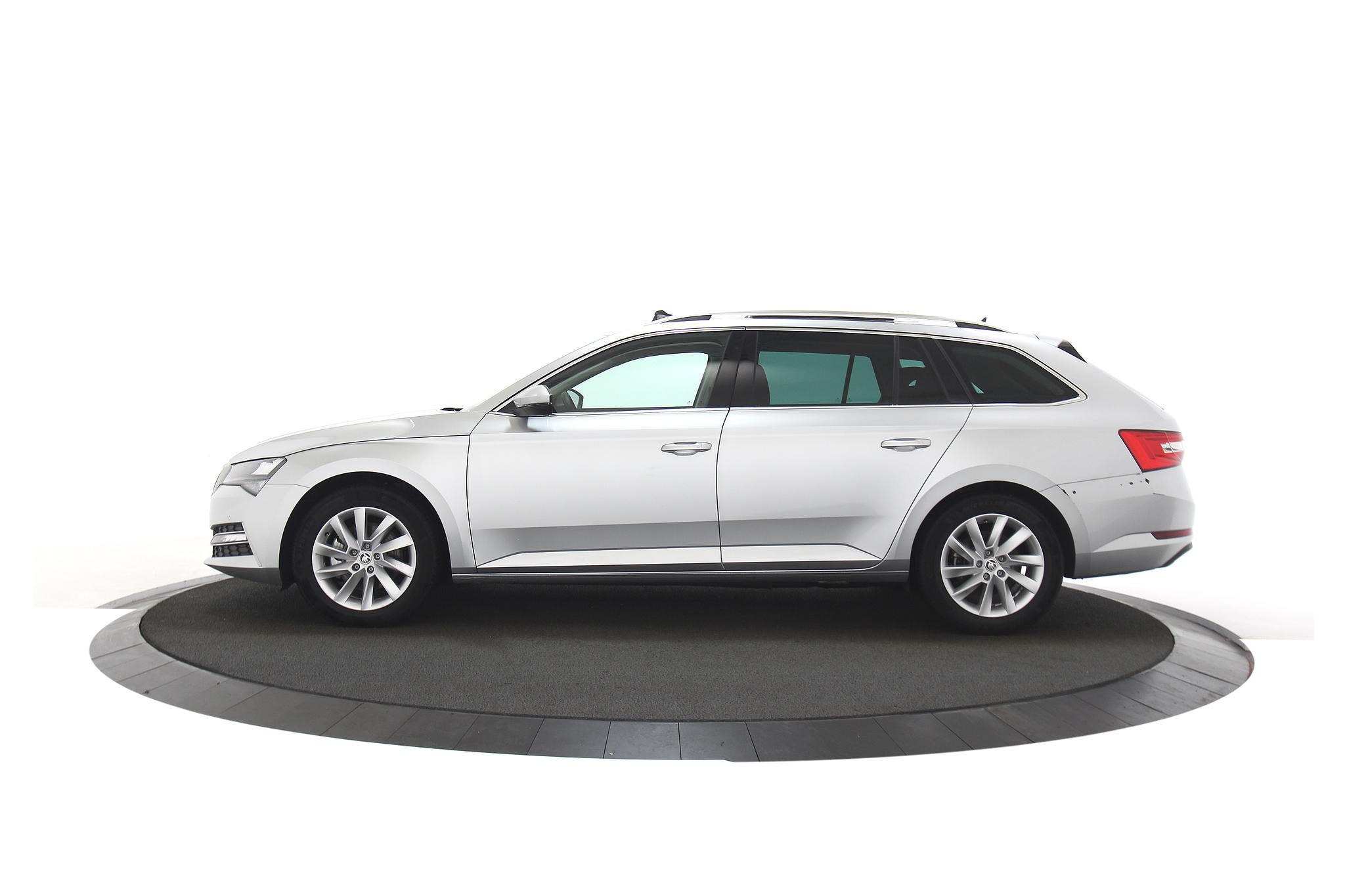 Skoda Superb Combi Business 1.4TSI PHEV 218 DSG, pano