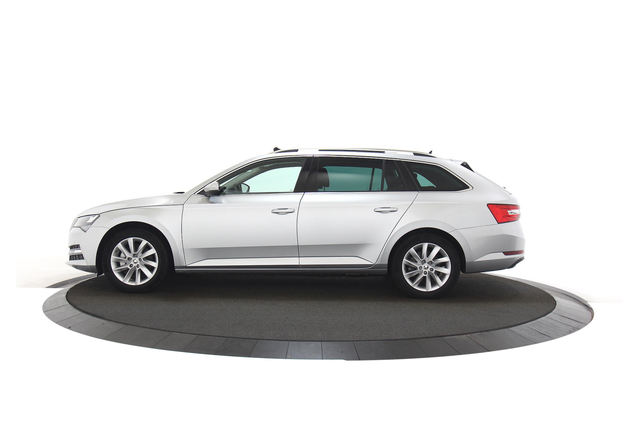 Skoda Superb Combi Business 1.4TSI PHEV 218 DSG, pano