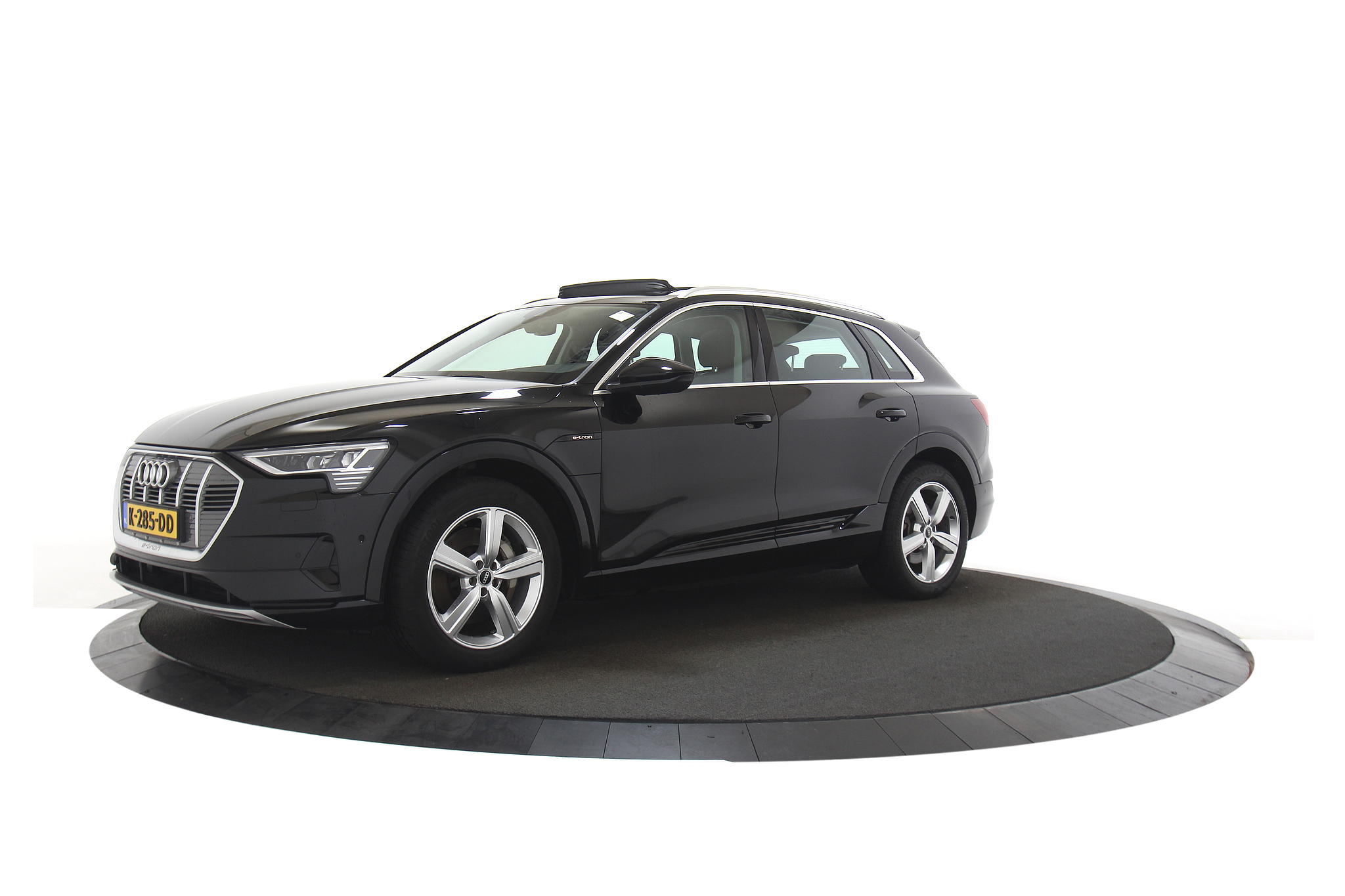 Audi e-tron 55 quattro Business edition Plus 95 kWh Pano Leder Electrische stoelen+geheugen