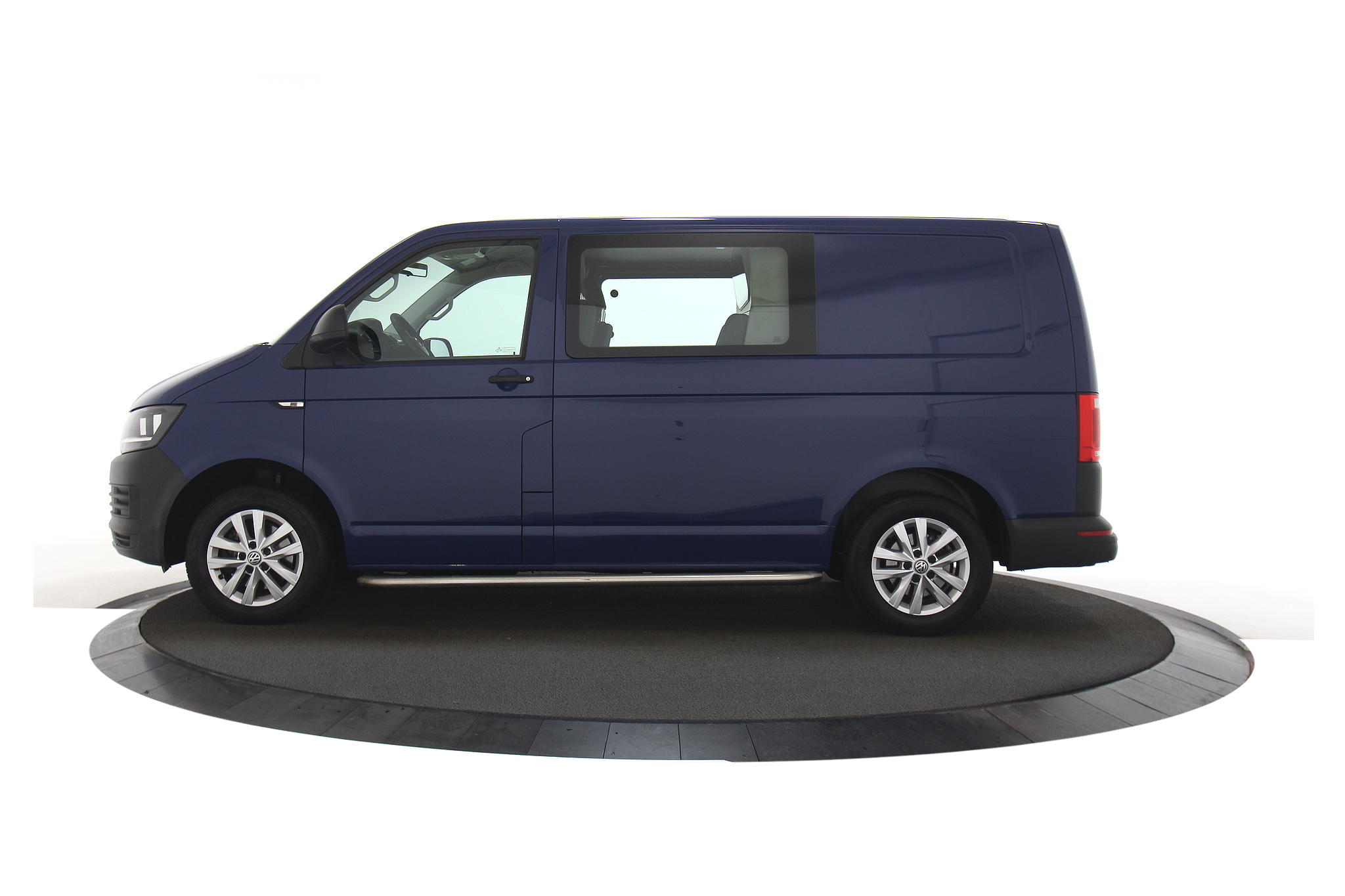 Volkswagen Transporter 2.0 TDI 150PK AUT L1H1 Comfortline | DC LMV Sidebars Trekhaak