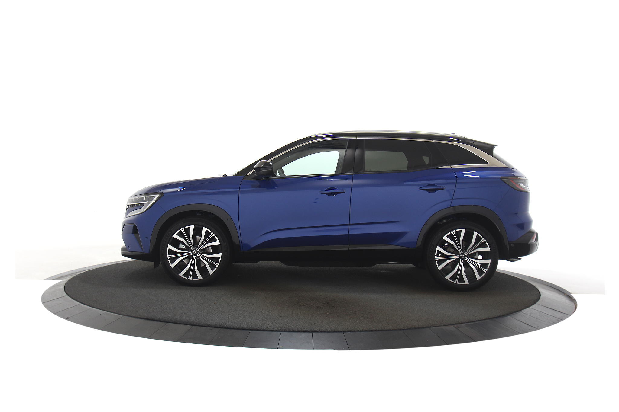 Renault Austral 1.2 E-Tech Hybrid 200 Iconic | Pack advanced Driving assist | Pack Harman Kardon Nieuwprijs 51700,-