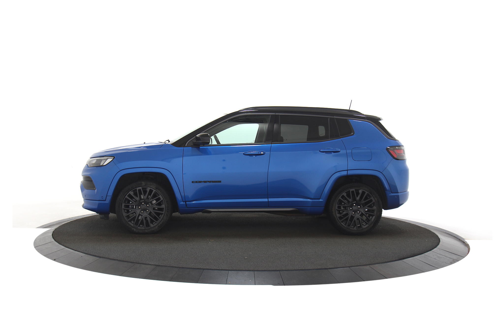 Jeep Compass 4xe 240 Plug-In Hybrid Electric