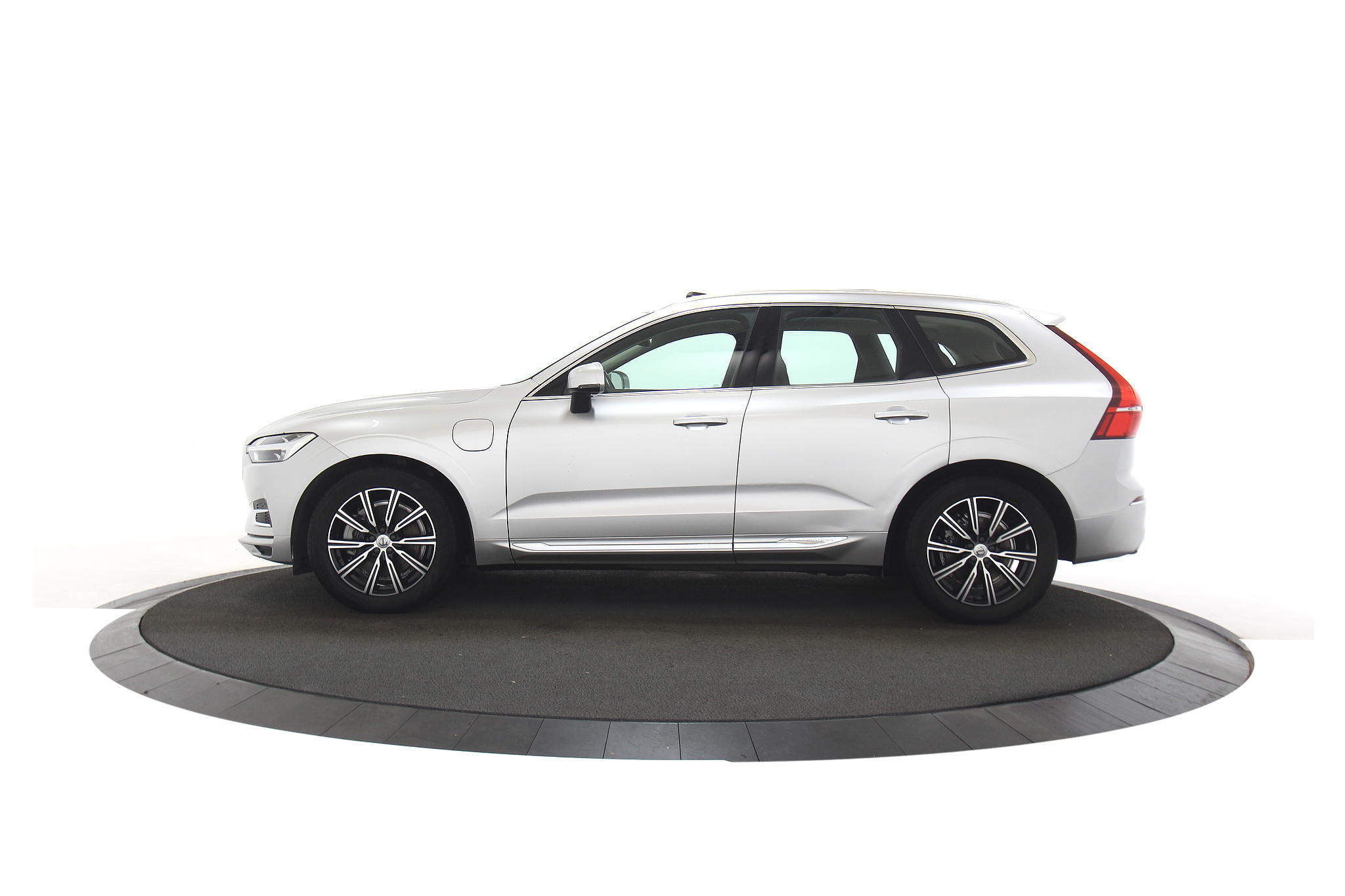 Volvo XC60 T8 Recharge Inscription|Pano|H&K|Luchtvering|