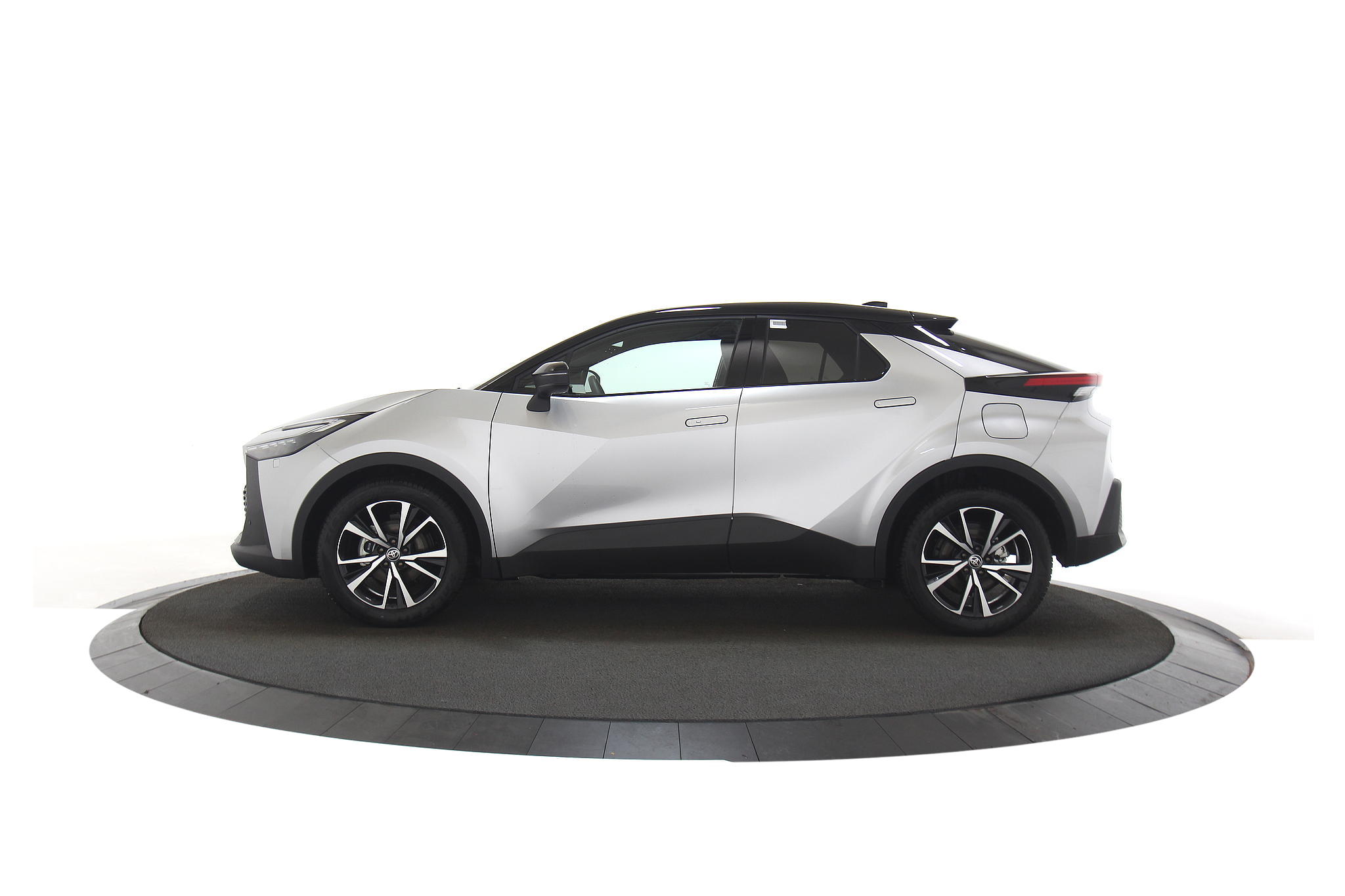 Toyota C-HR 1.8 Hybrid 140 First Edition Bi-Tone