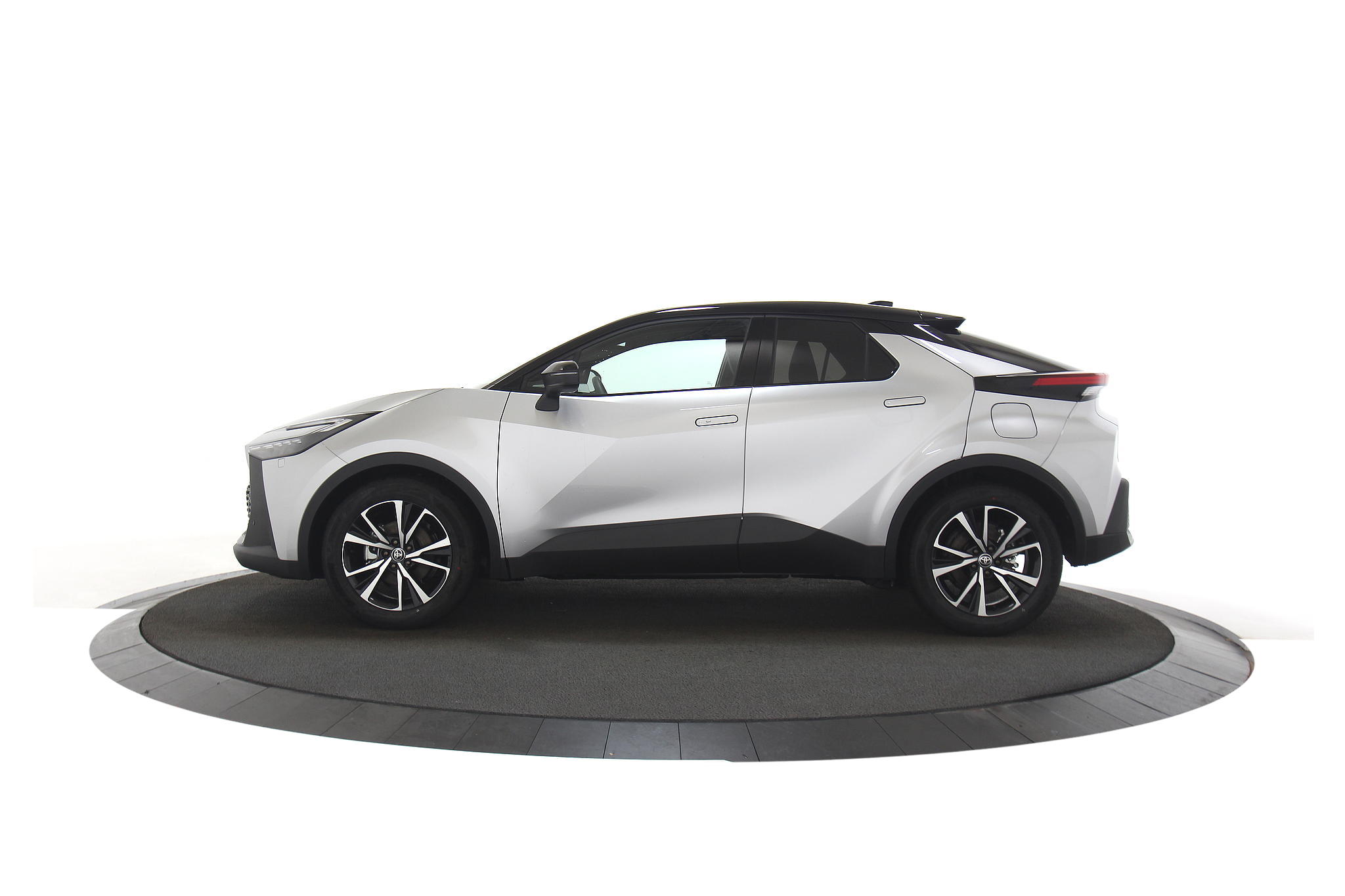 Toyota C-HR 1.8 Hybrid 140 First Edition Bi-Tone