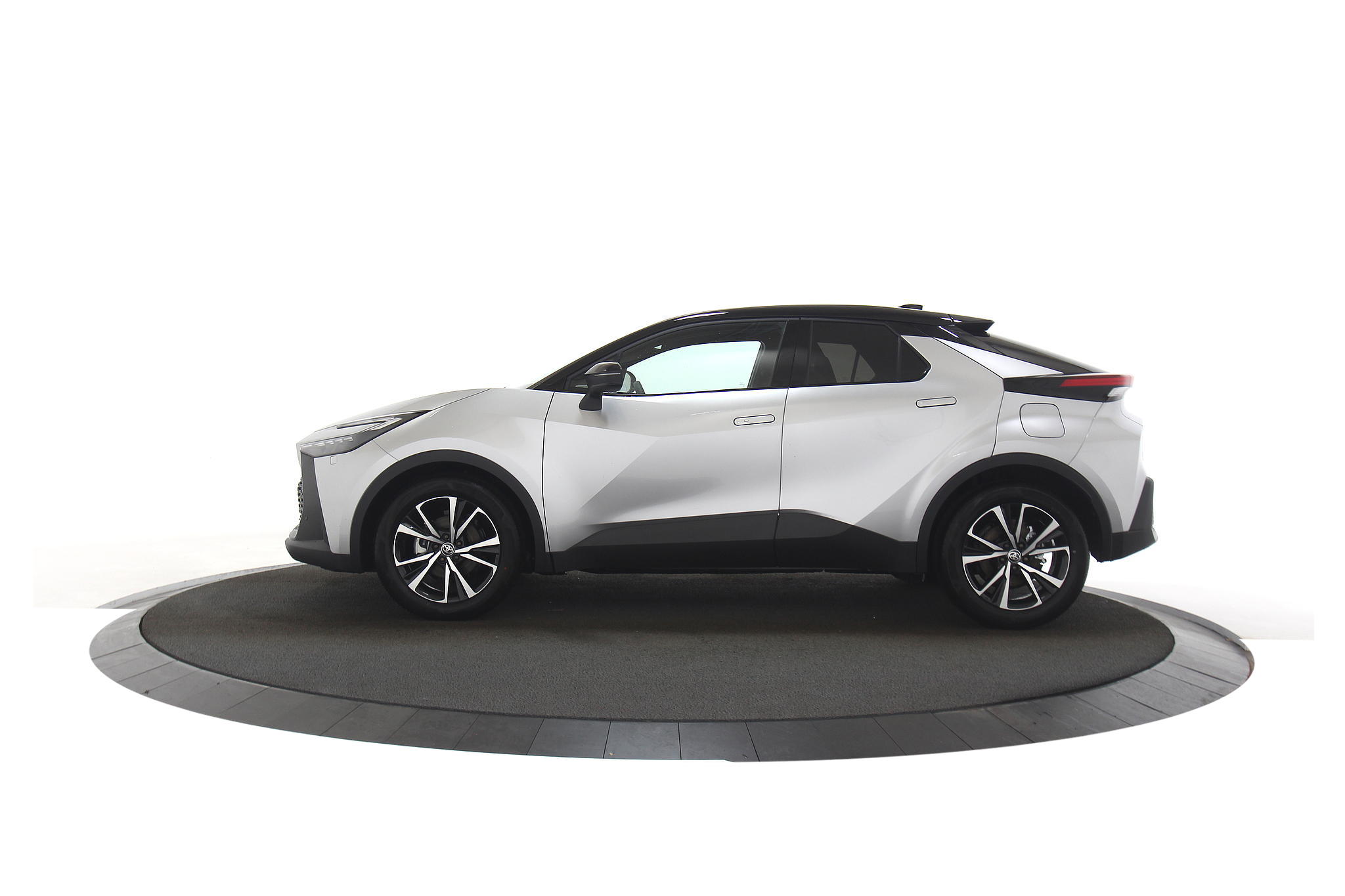 Toyota C-HR 1.8 Hybrid 140 First Edition Bi-Tone