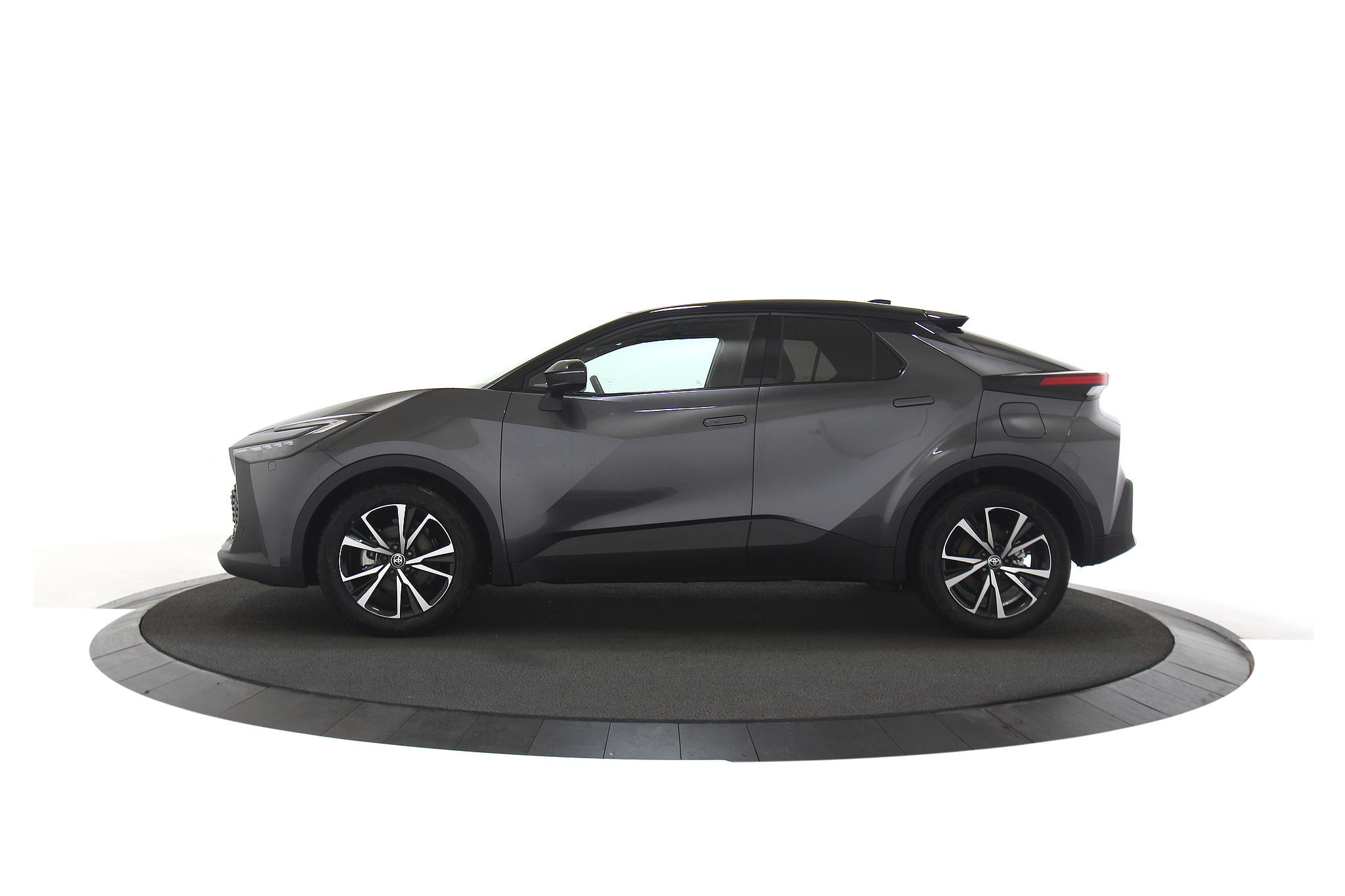 Toyota C-HR 1.8 Hybrid 140 First Edition Bi-Tone