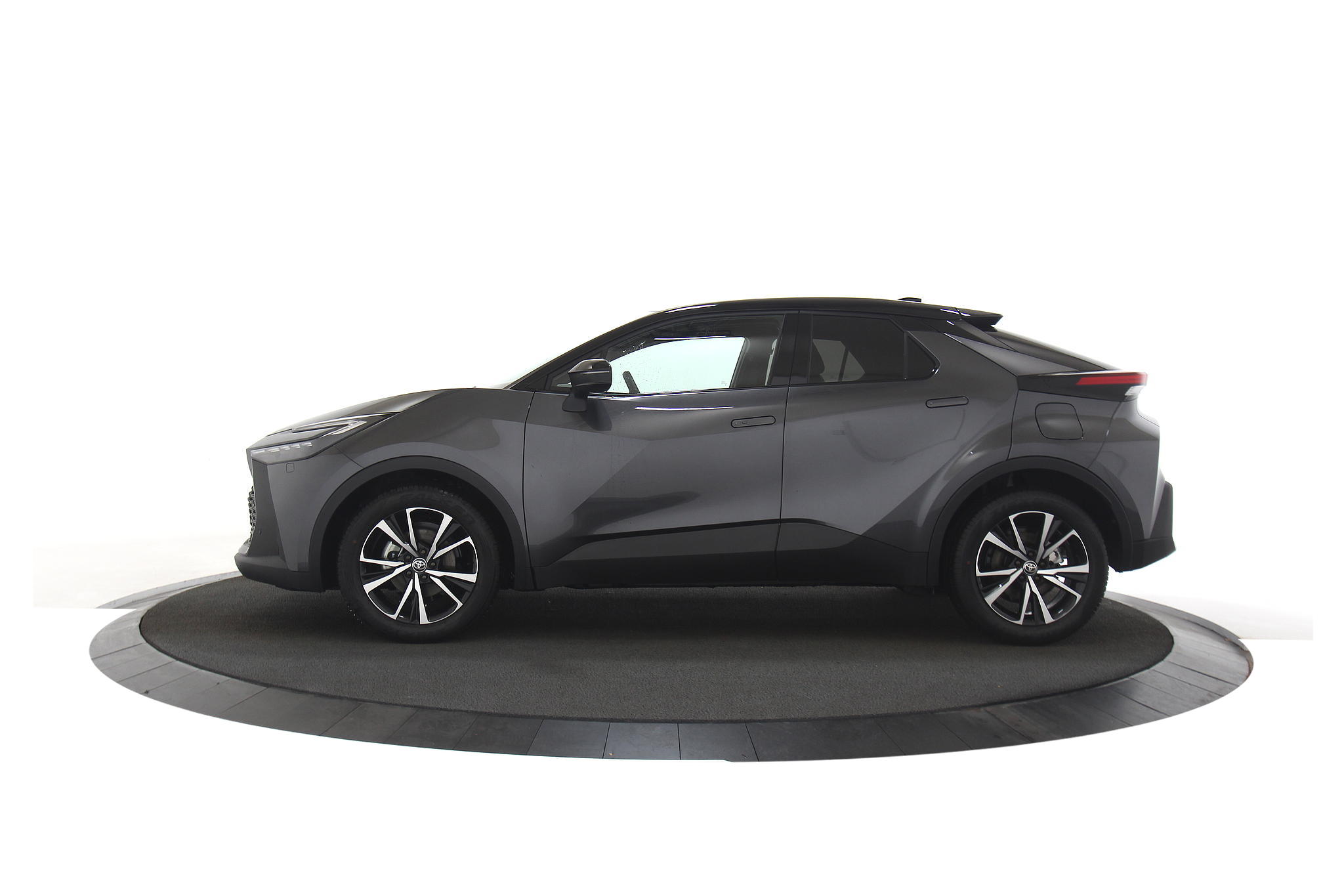 Toyota C-HR 1.8 Hybrid 140 First Edition Bi-Tone