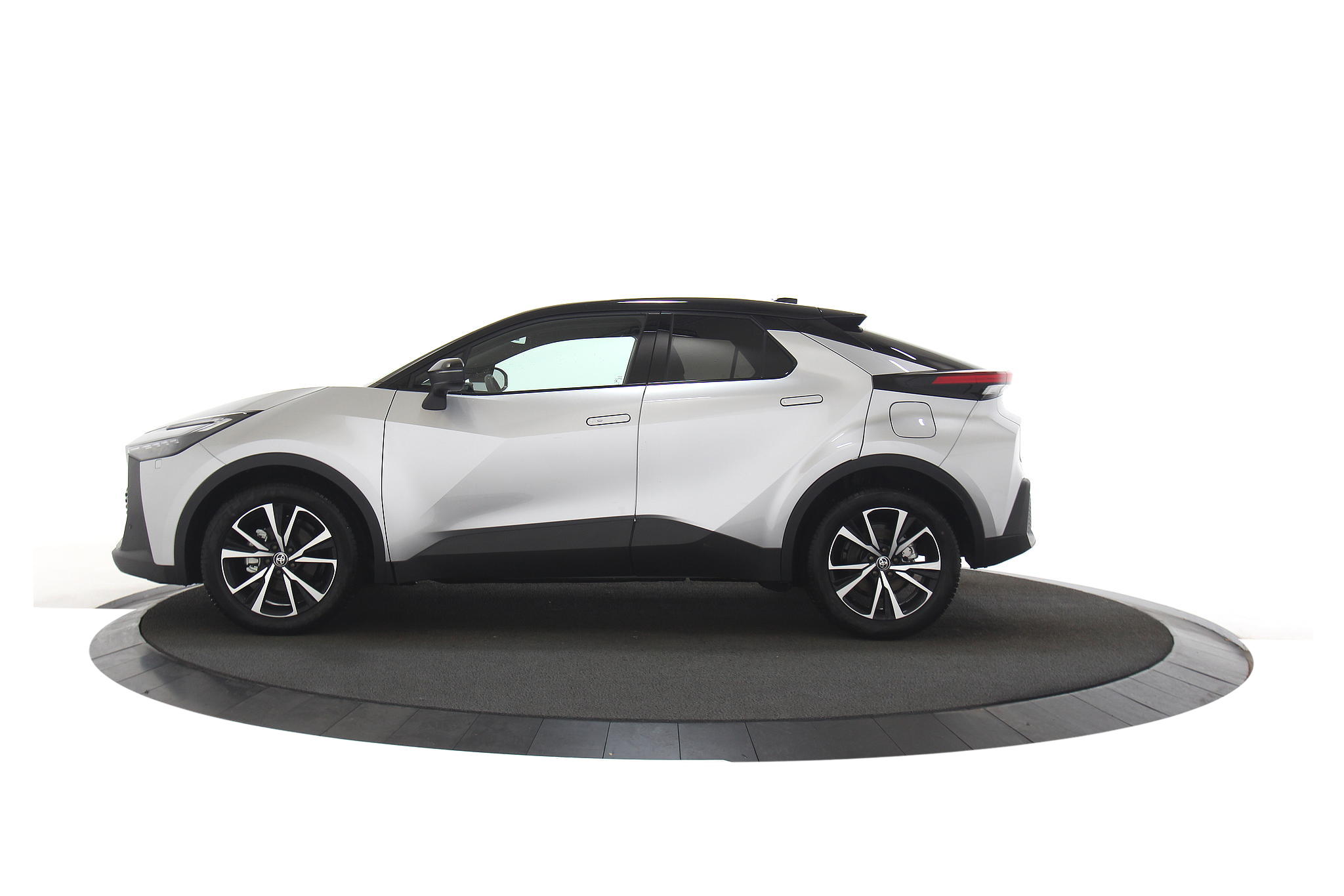 Toyota C-HR 1.8 Hybrid 140 First Edition Bi-Tone