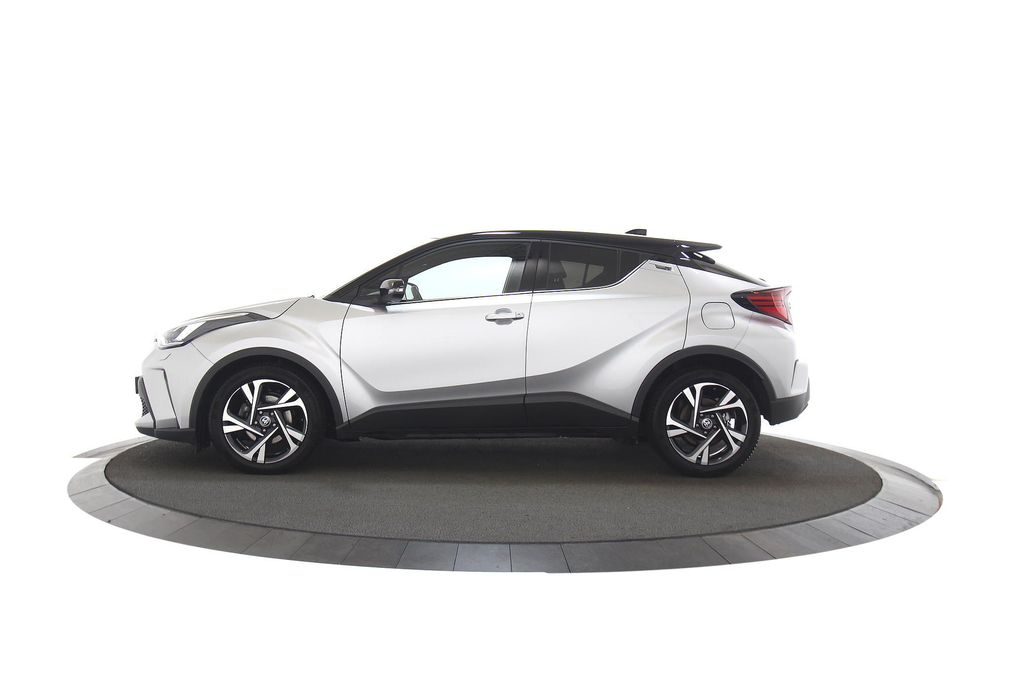 Toyota C-HR 1.8 Hybrid Dynamic |Navi|Camera|Dodehoek|PDC V+A|Stoelverwarming|