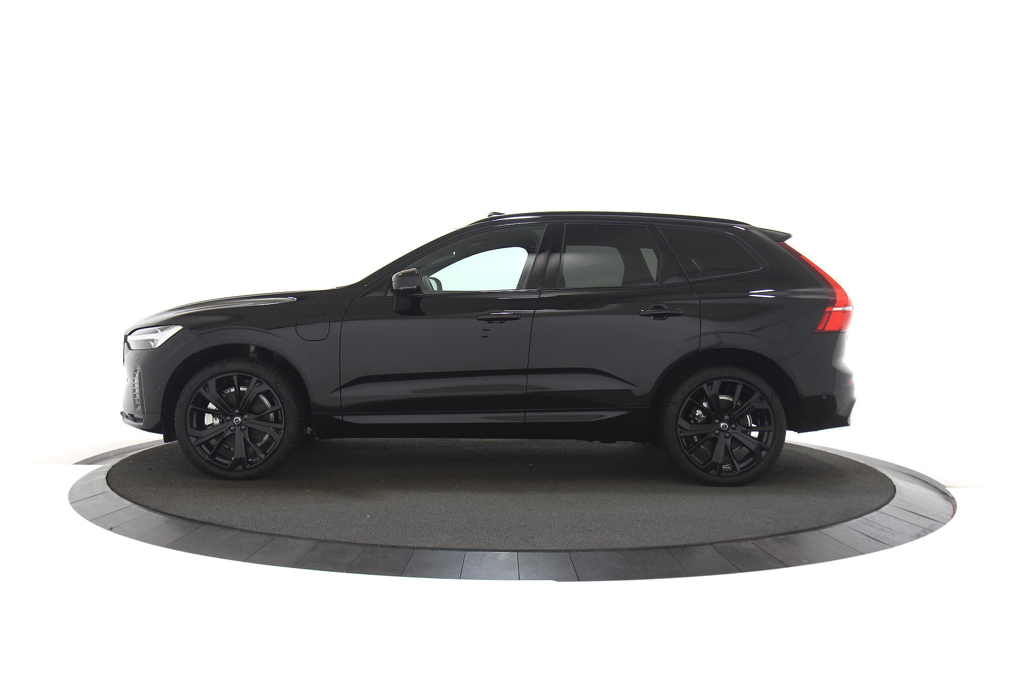 Volvo XC60 2.0 T6 Recharge Ultimate Dark |HUD|H&K|Memory|Pano|