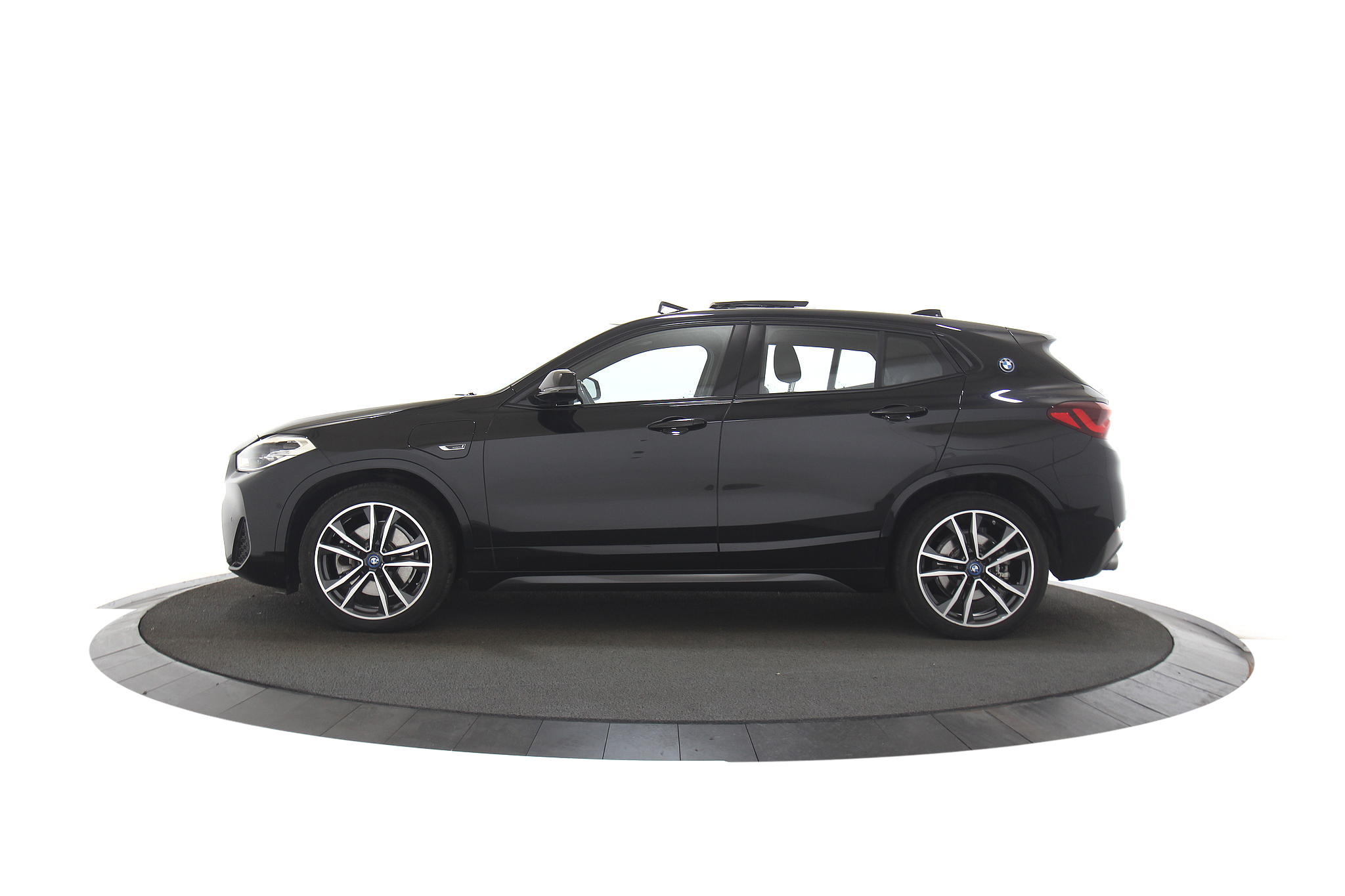 BMW X2  xDrive 25 e M Sport Panoramadak