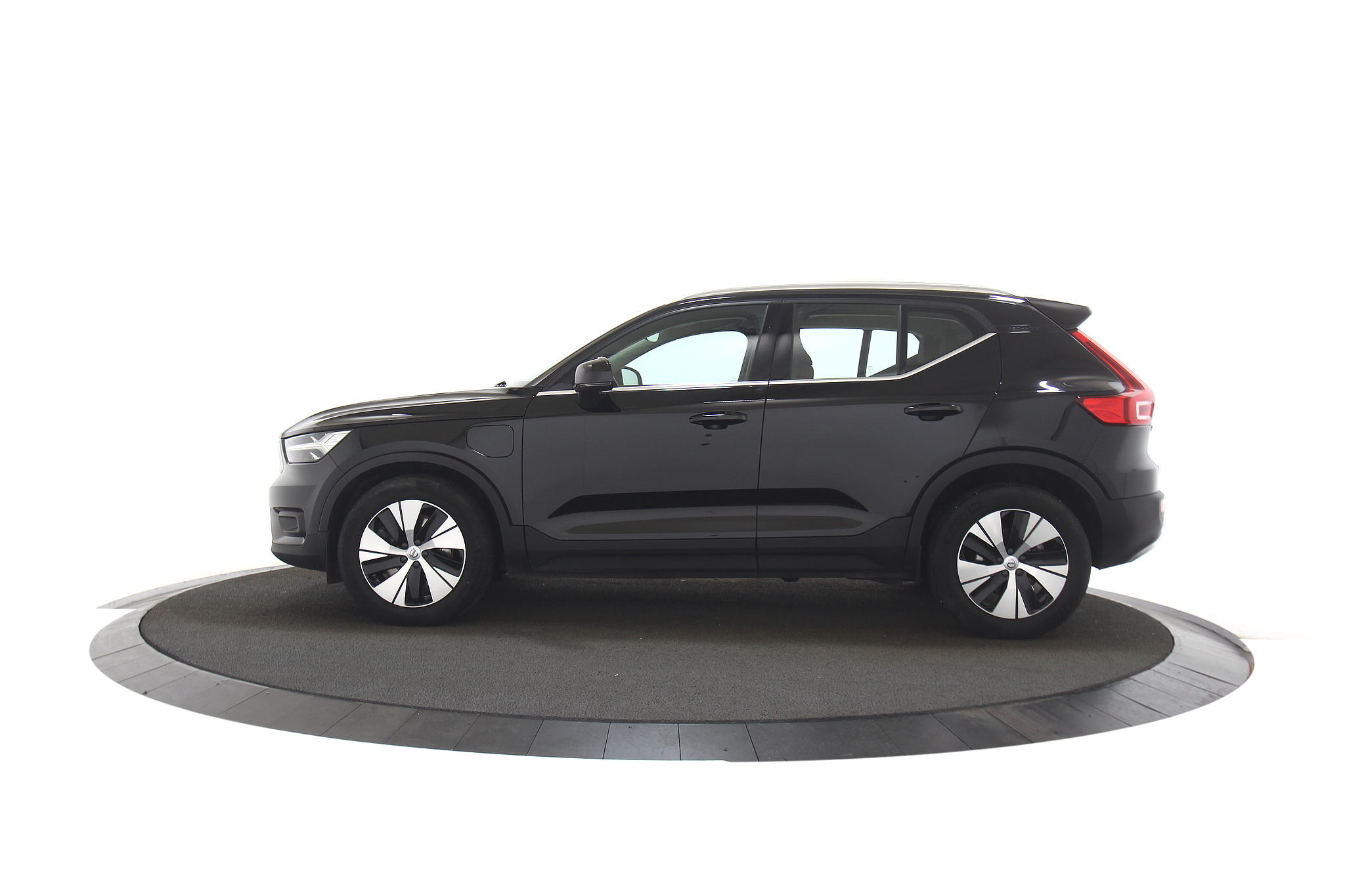 Volvo XC40 T5 PLUG- IN HYBRID RECH INSCRIP EXPR MY21