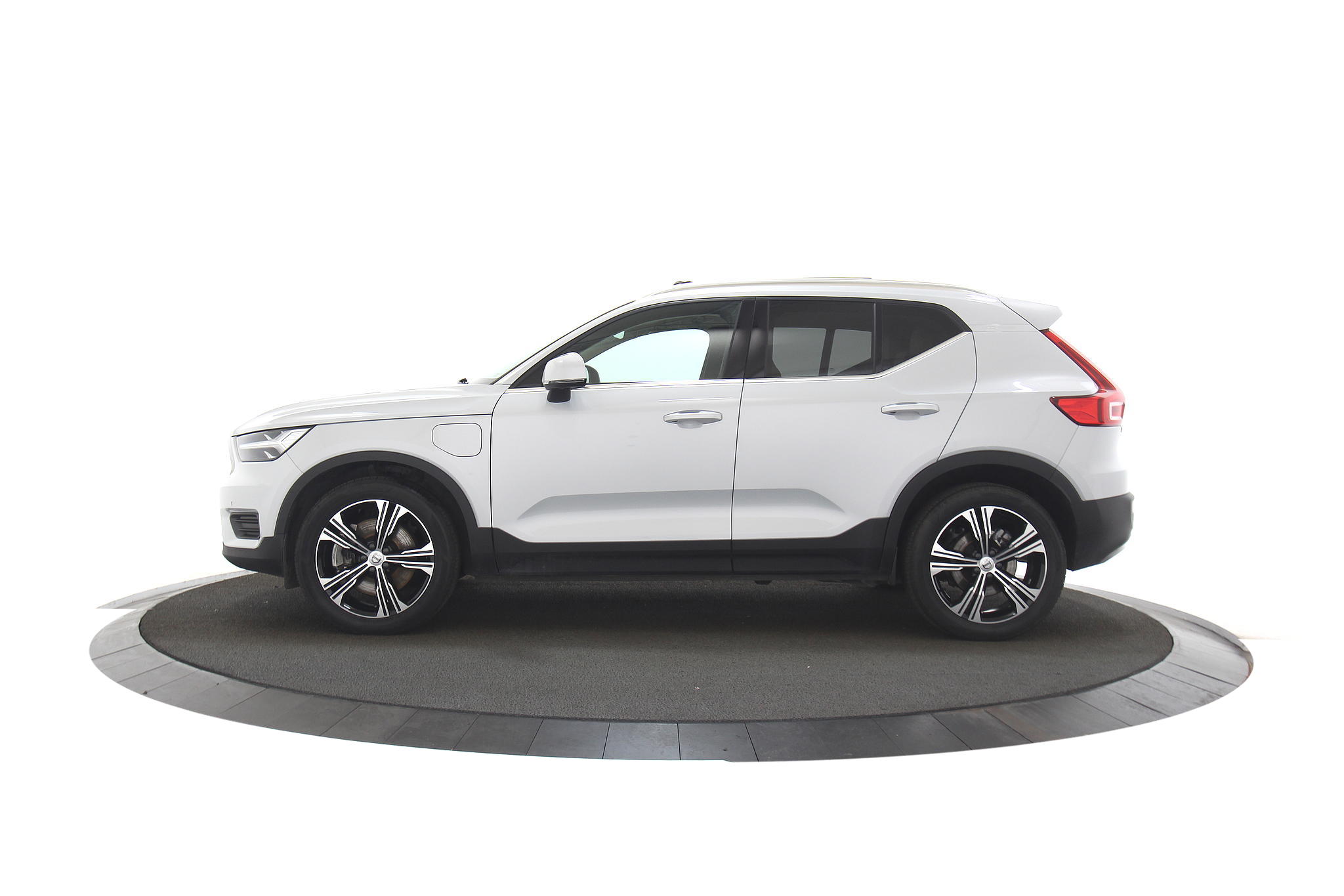 Volvo XC40 1.5 T5 Recharge Inscription |Pano|ACC|Memory|360|H&K|