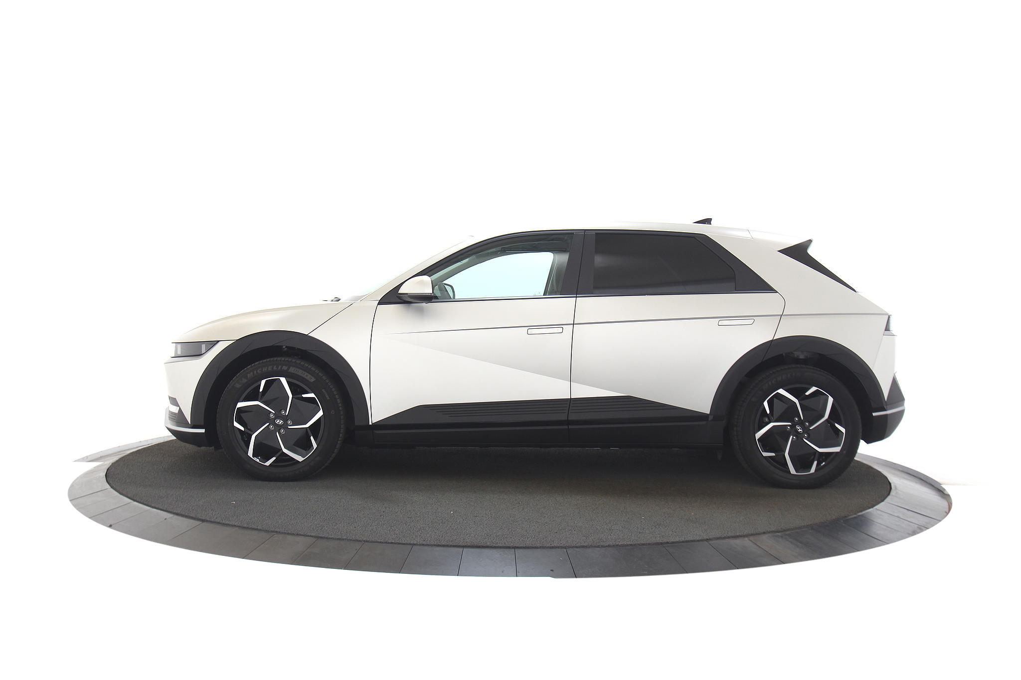 Hyundai IONIQ 5 Connect+ 58 kWh