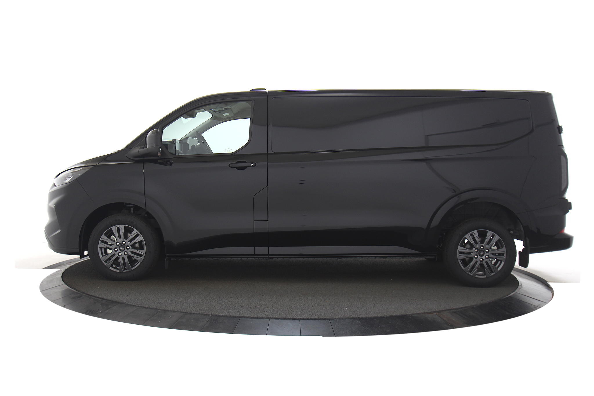 Ford Transit Custom 320 2.0 TDCI L2H1 Limited