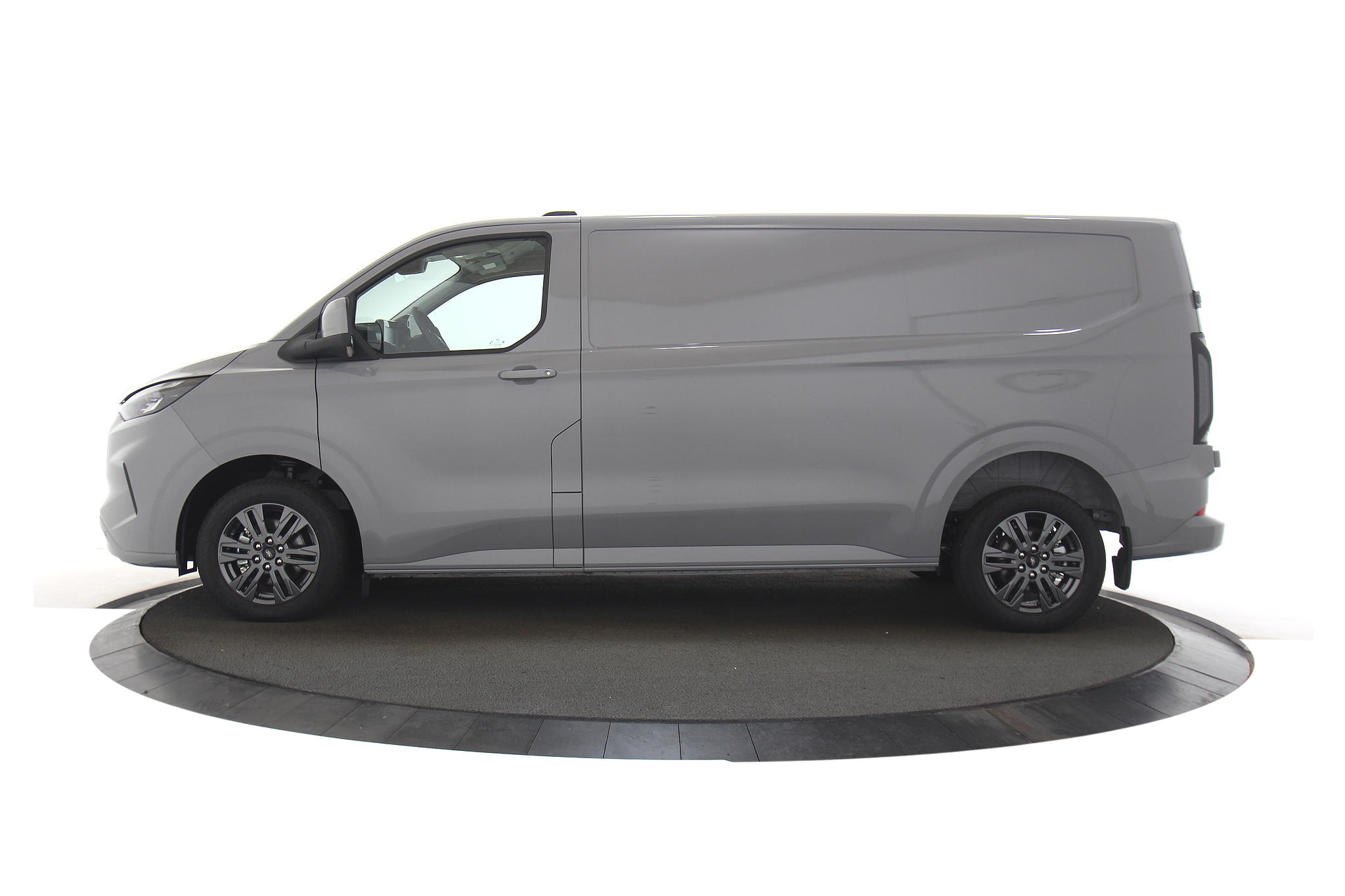 Ford Transit Custom 320 2.0 TDCI L2H1 Limited