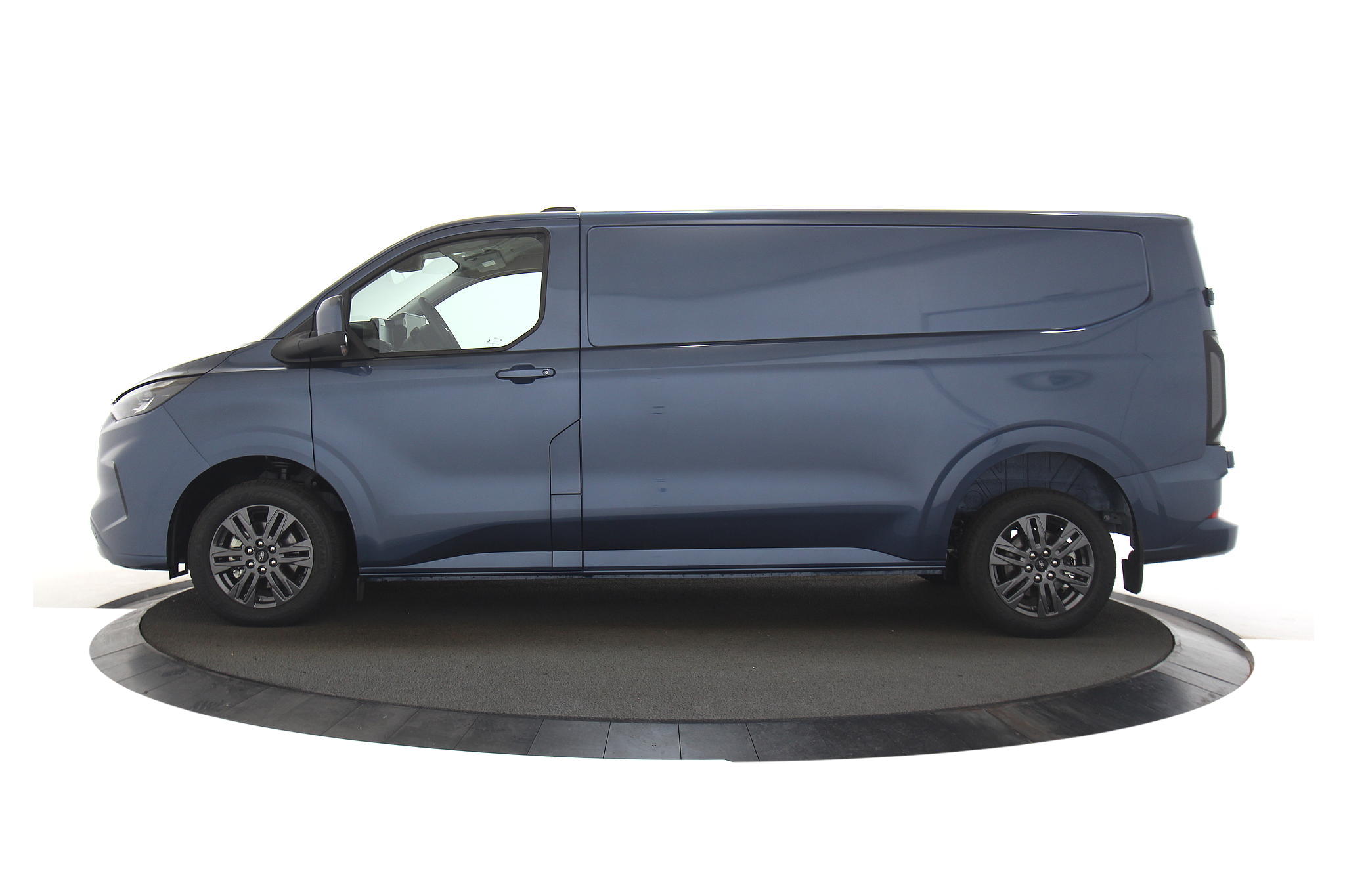 Ford Transit Custom 320 2.0 TDCI L2H1 Limited