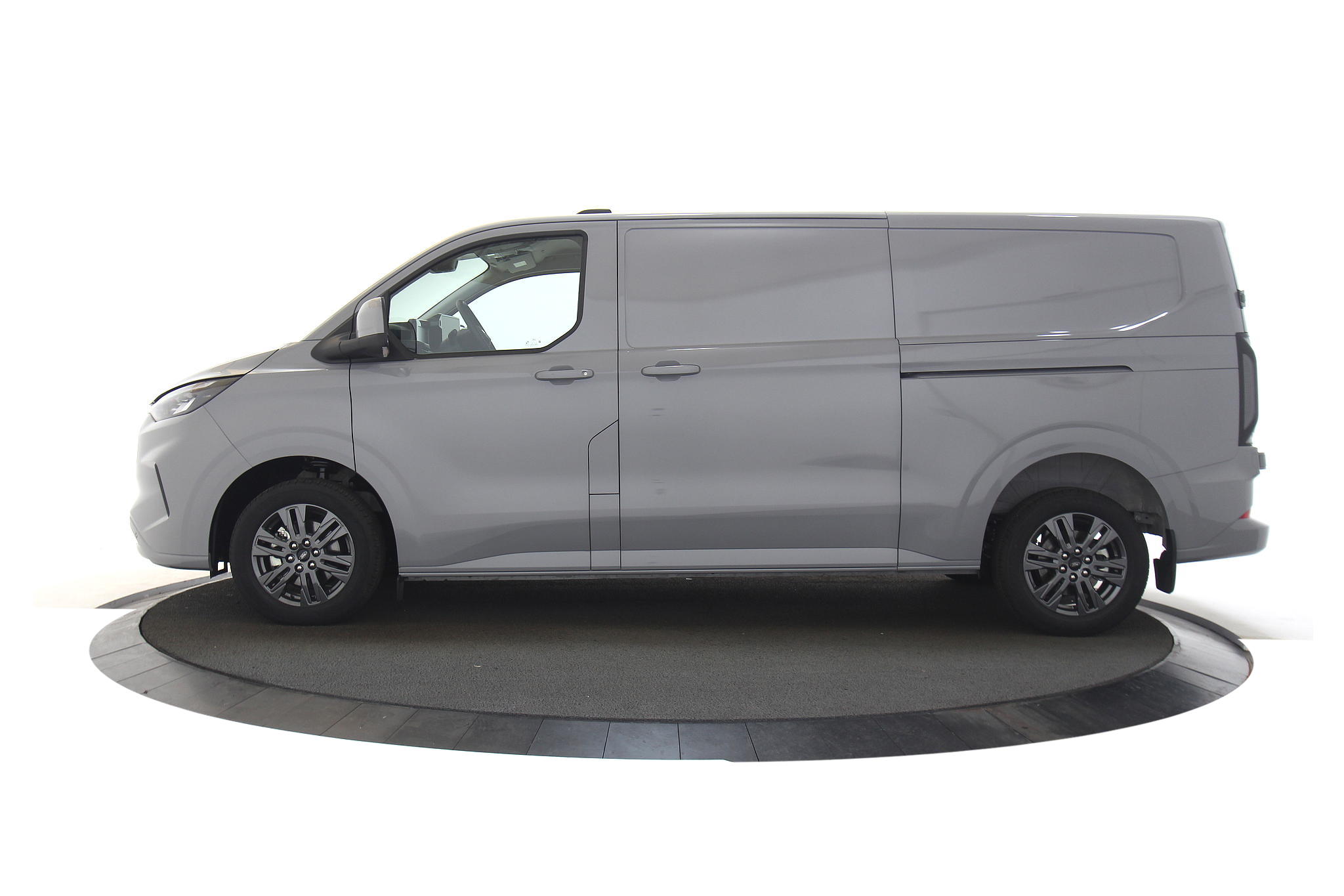 Ford Transit Custom 320 2.0 TDCI L2H1 Limited