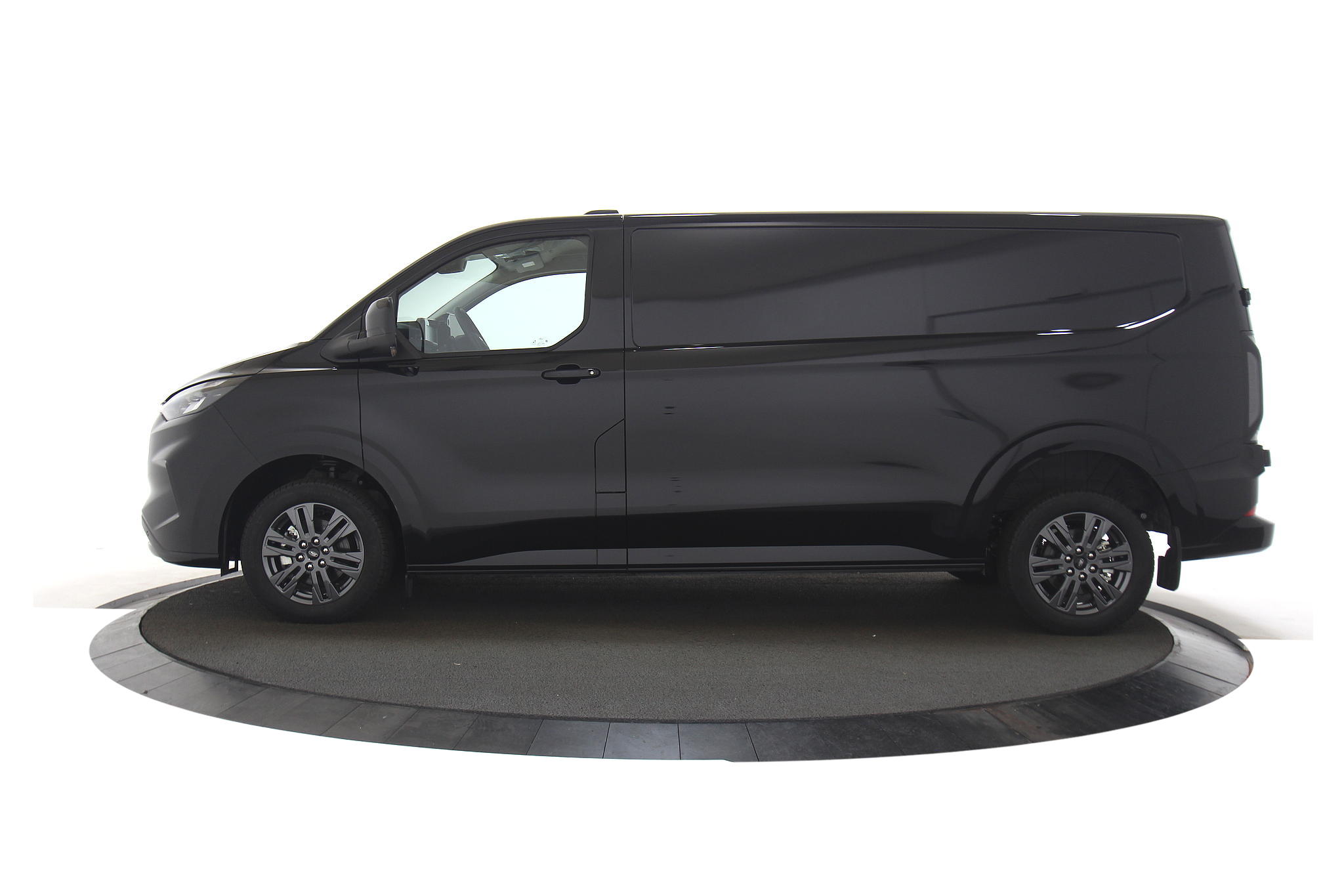 Ford Transit Custom 320 2.0 TDCI L2H1 Limited