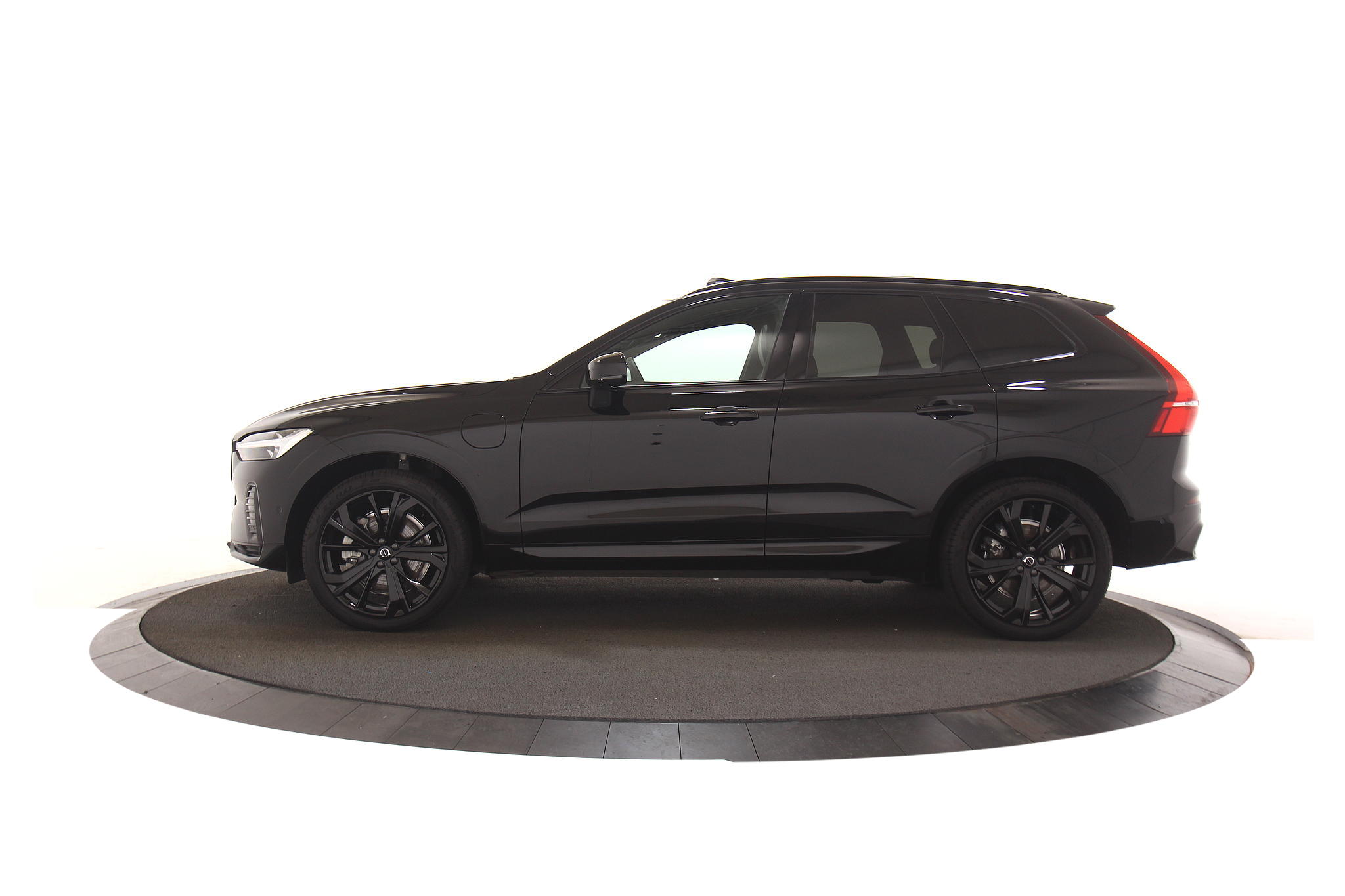 Volvo XC60 2.0 T6 Plug-in hybrid AWD Ultimate Black Edition Panoramadak
