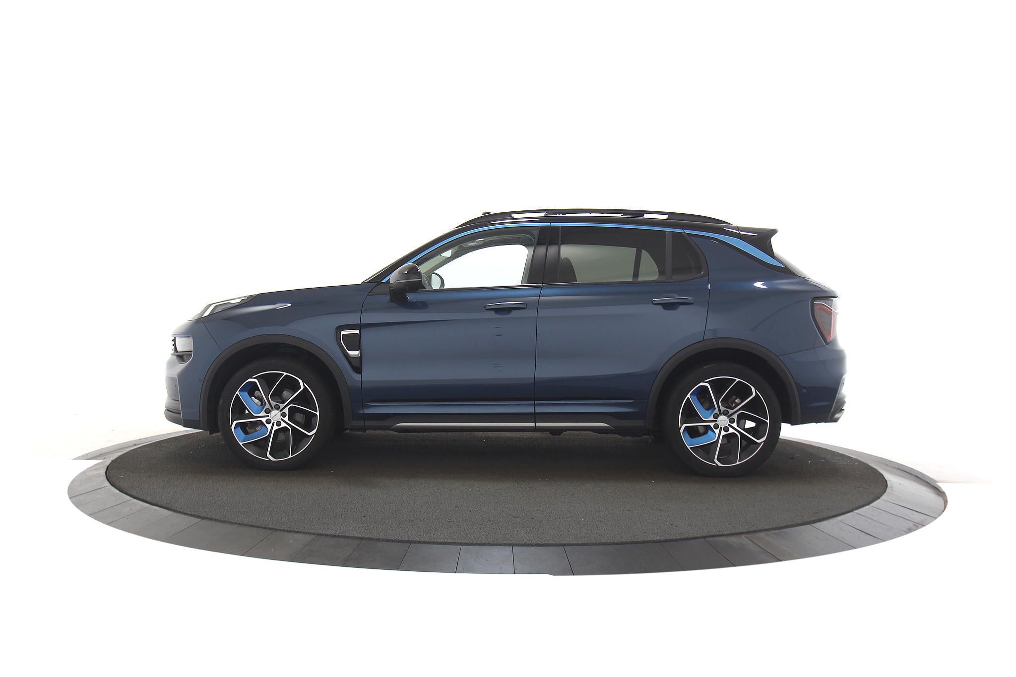 Lynk & CO 01  1.5 PHEV 261CH DCTH 7
