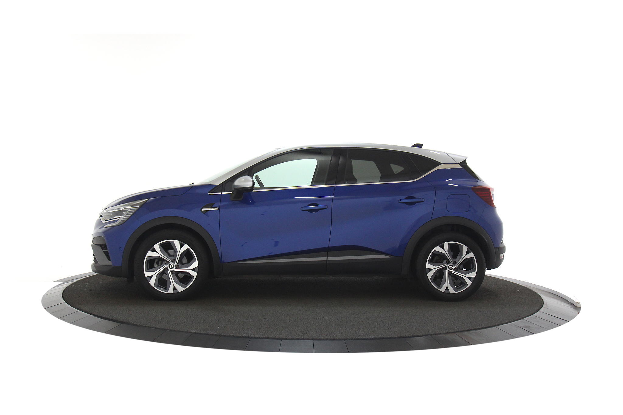 Renault Captur 1.6 PHEV RS Line Stoelverwarming Groot Scherm
