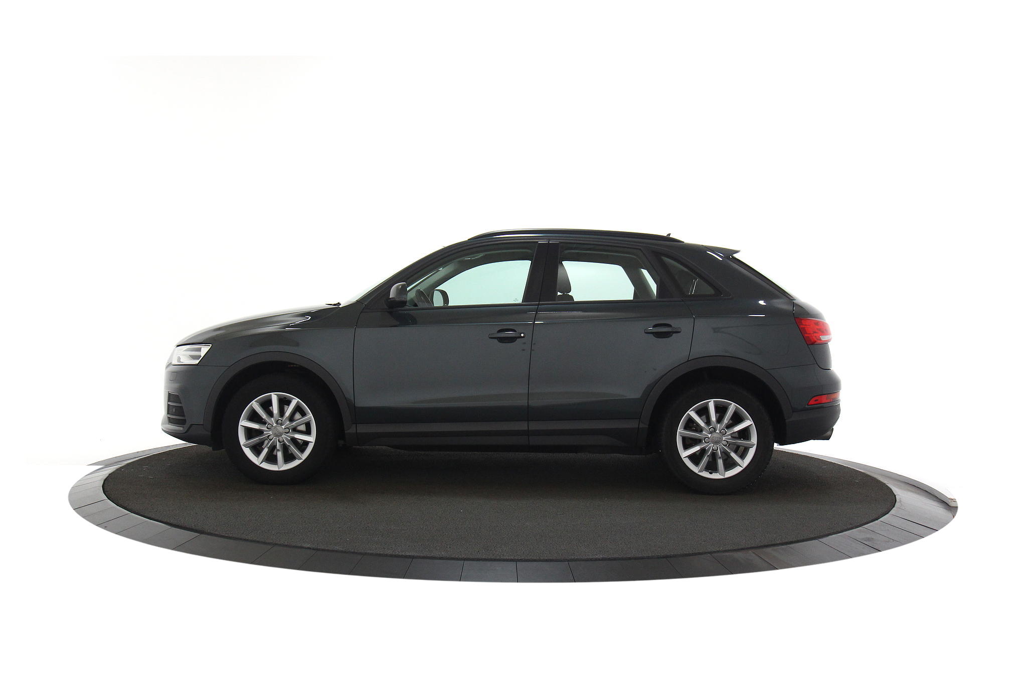 Audi Q3 1.4 TFSI CoD AUT Design Pro Line Plus Clima Stoelverwarming