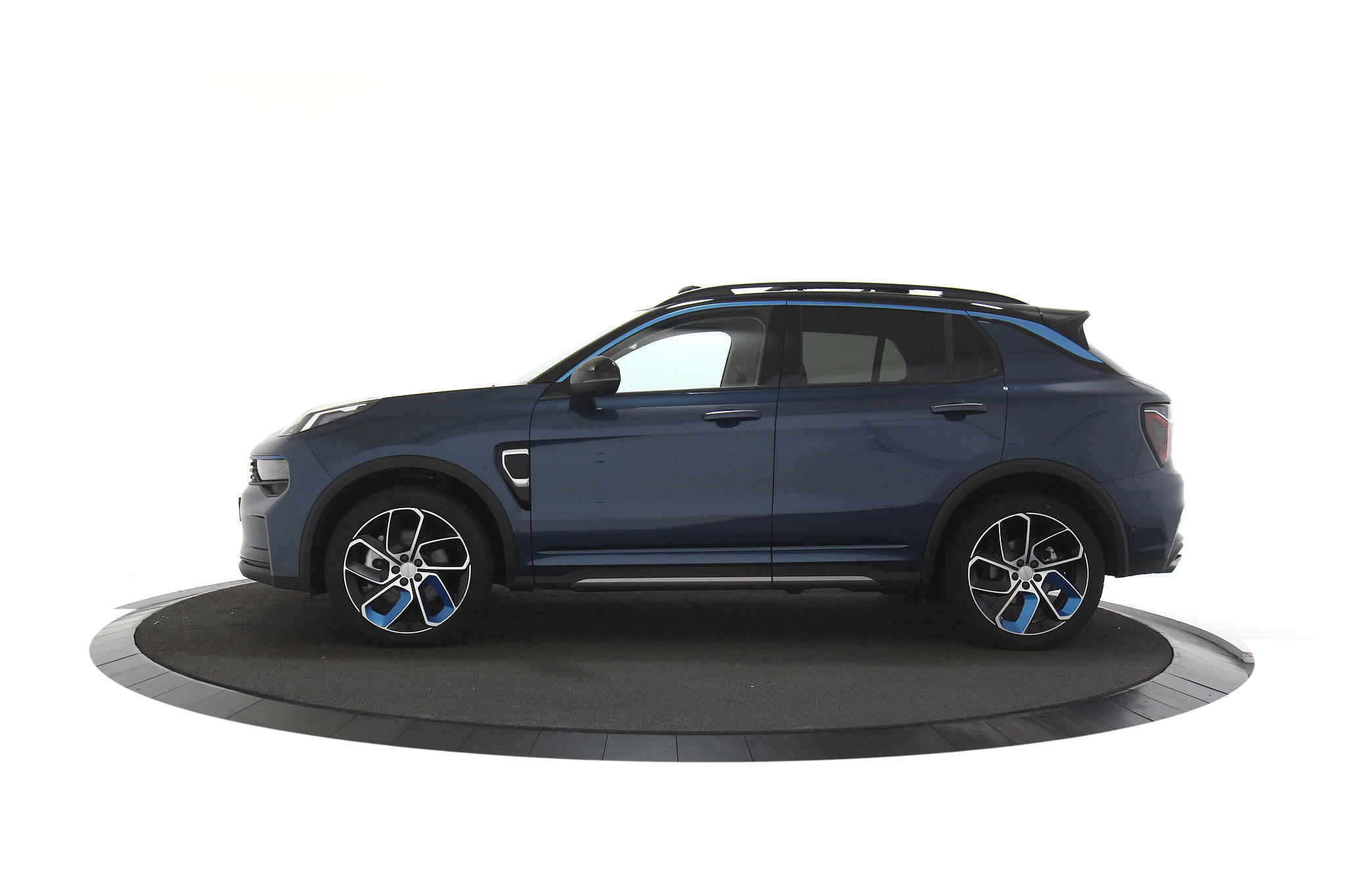 Lynk & CO 01 1.5 PHEV 261CH DCTH
