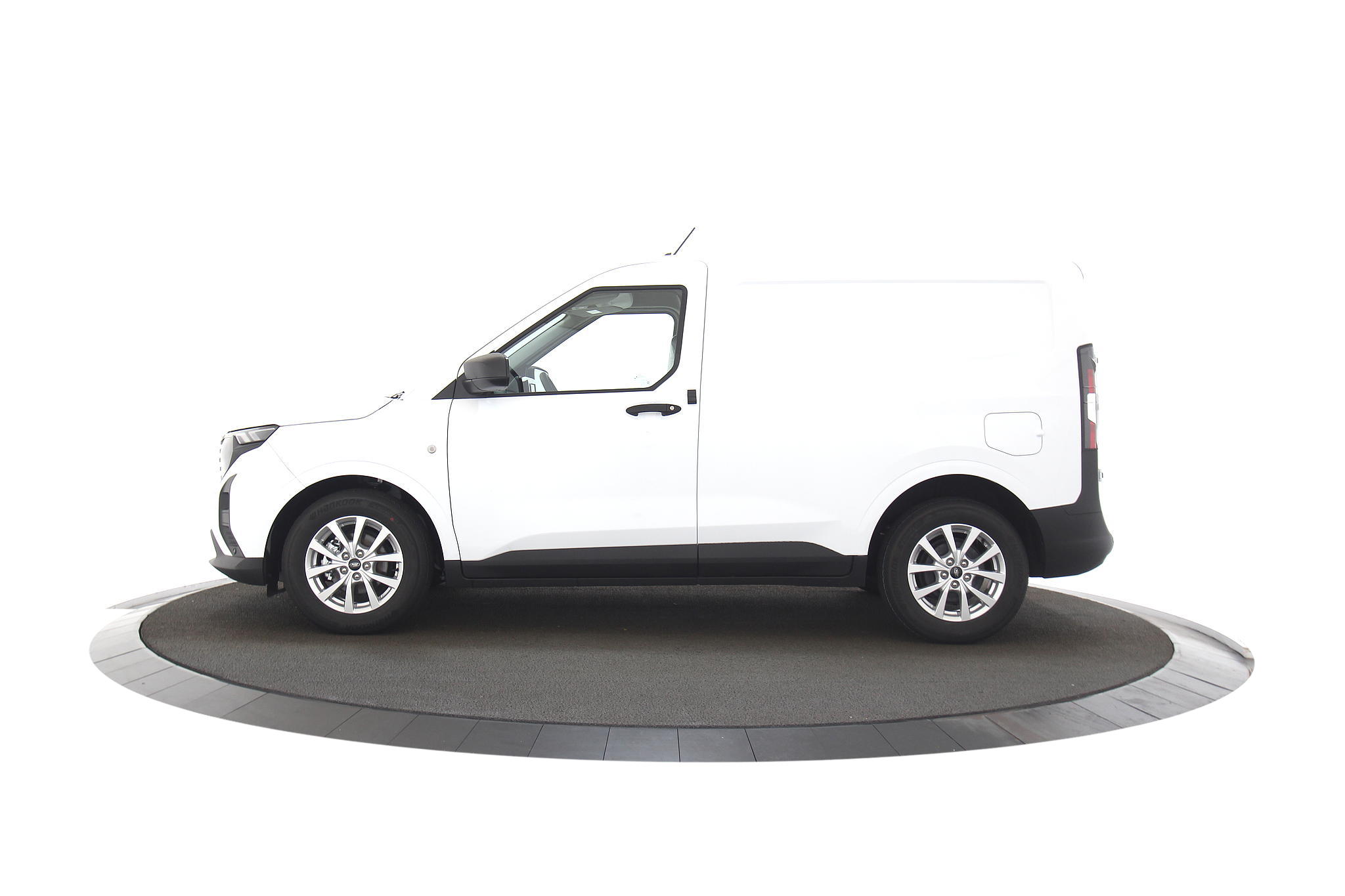 Ford Transit Courier 1.5L ECOBLUE 100PK TREND 16 IN. LICHTMETALEN VELGEN, 10-SPAAK0S , LED LAADRUIMTEVERLICHTING , LED DAGRIJVERLICHTING , PARKING PACK , TREKHAAK BPM VRIJ