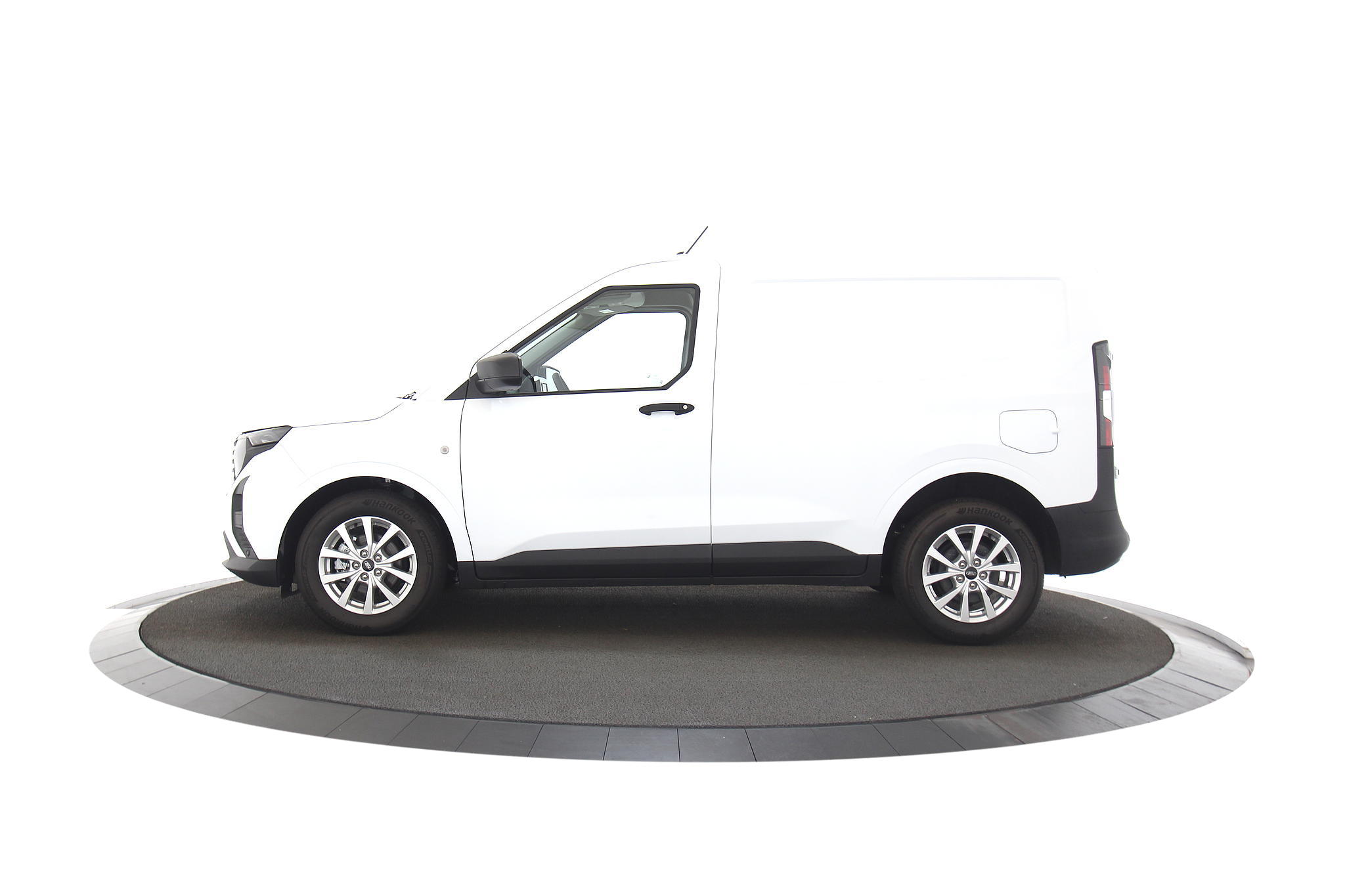 Ford Transit Courier TREND 1.5L ECOBLUE 100PK TREND 16″ LMV, 10-SPAAKS , LED LAADRUIMTEVERLICHTING , WINTER PACK , PARKING PACK, BPM VRIJ