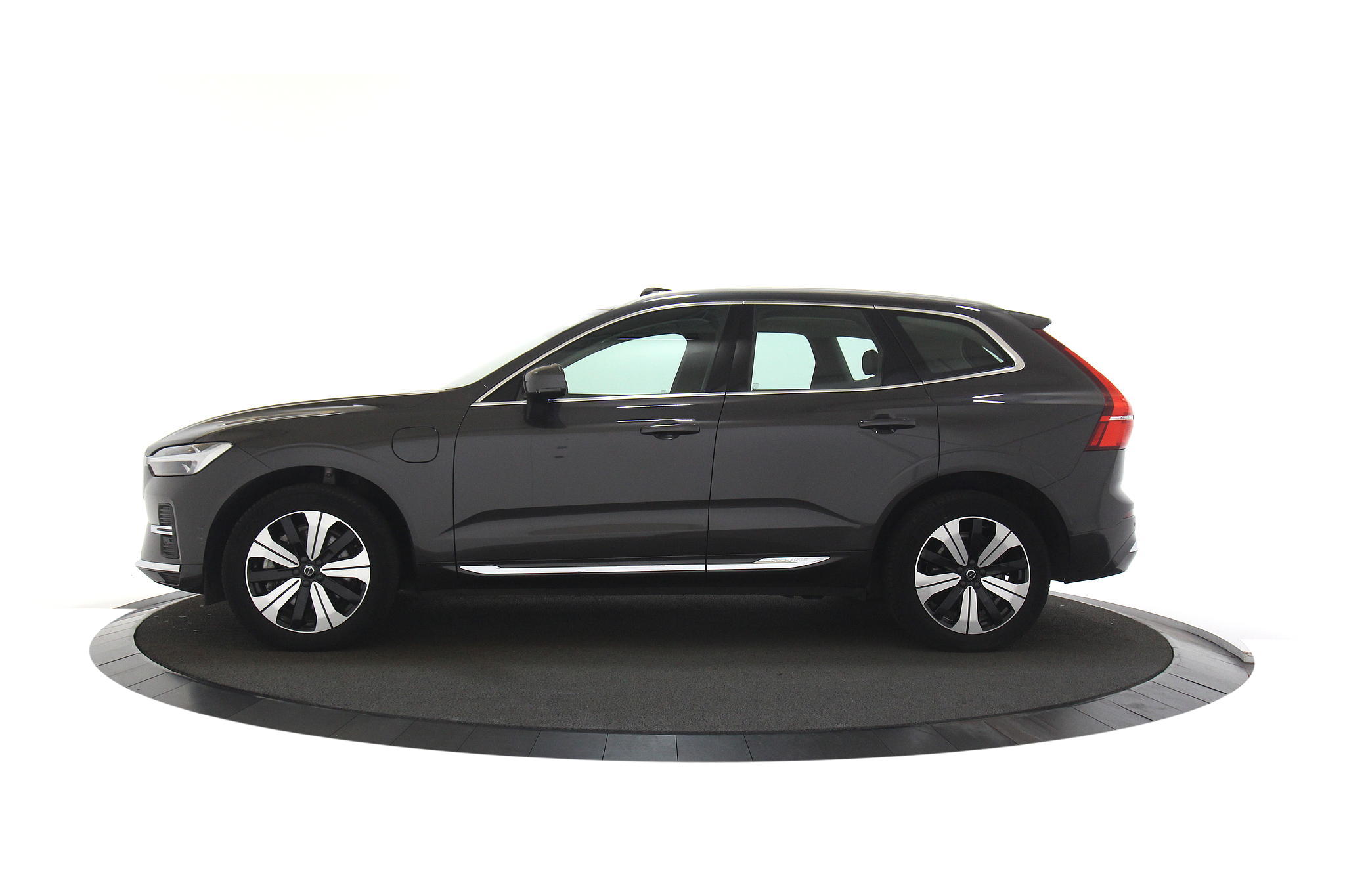 Volvo XC60 T6 350 PHEV AWD