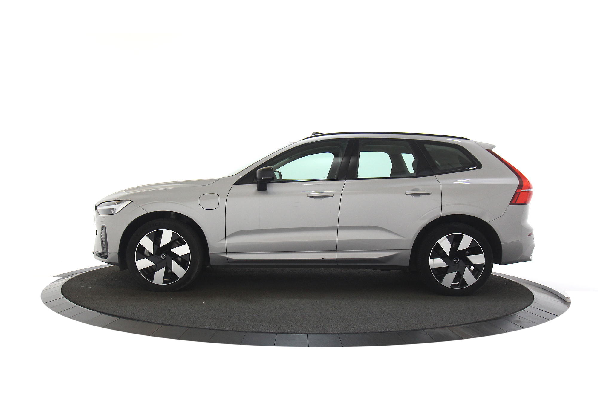 Volvo XC60 T6 350 PHEV AWD