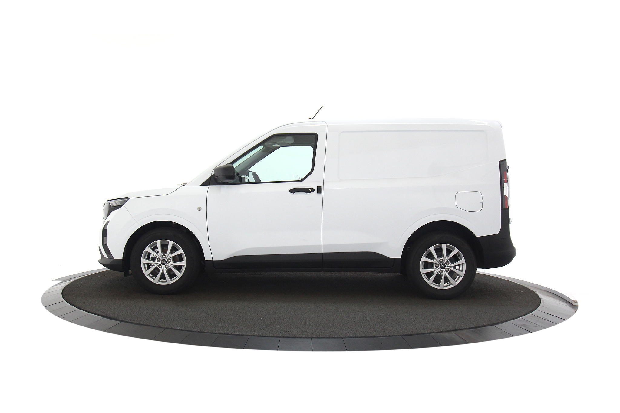 Ford Transit Courier 1.5 L ECOBLUE