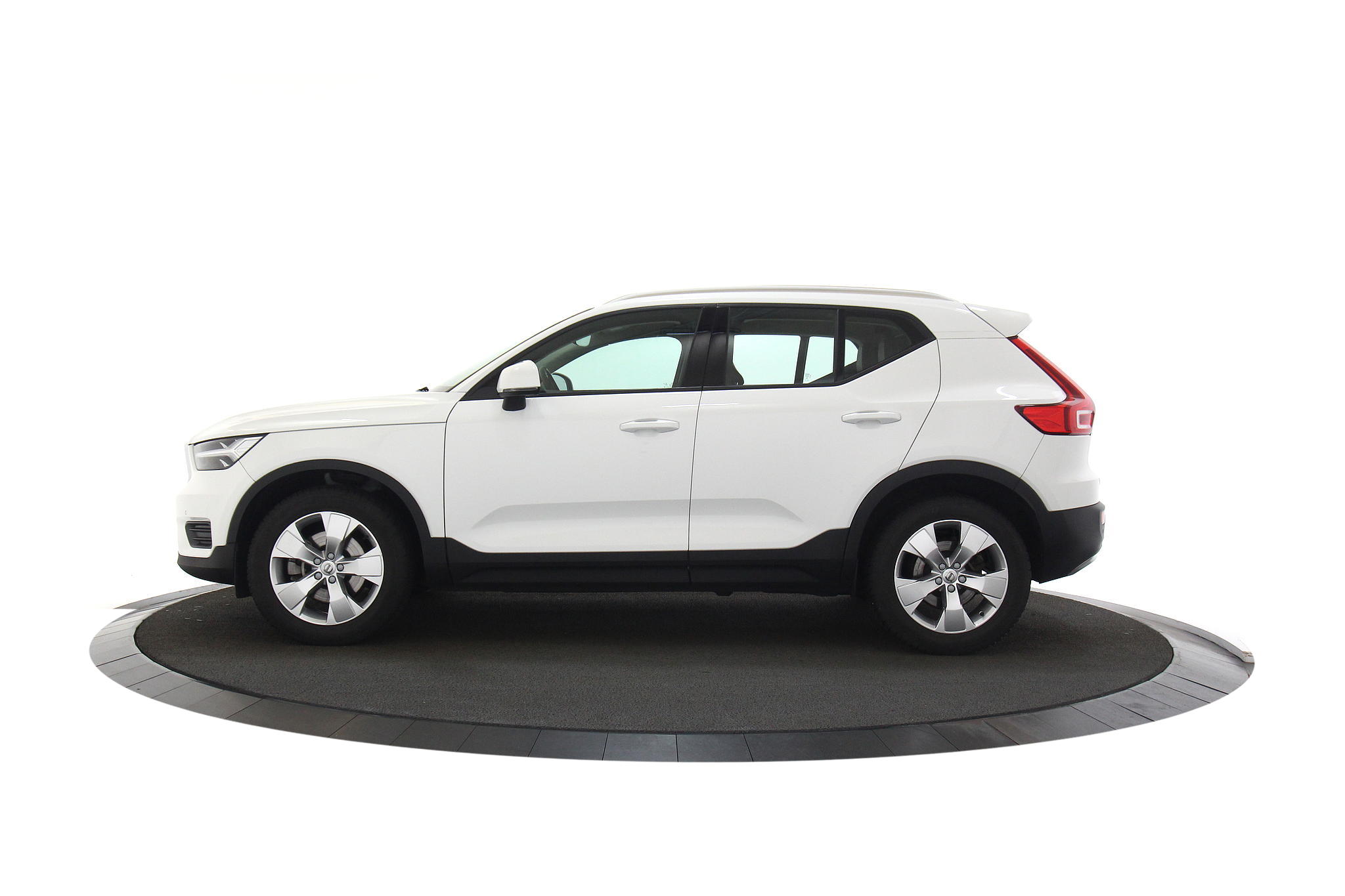 Volvo XC40 2.0 T4 AUT Momentum Pro Camera ACC