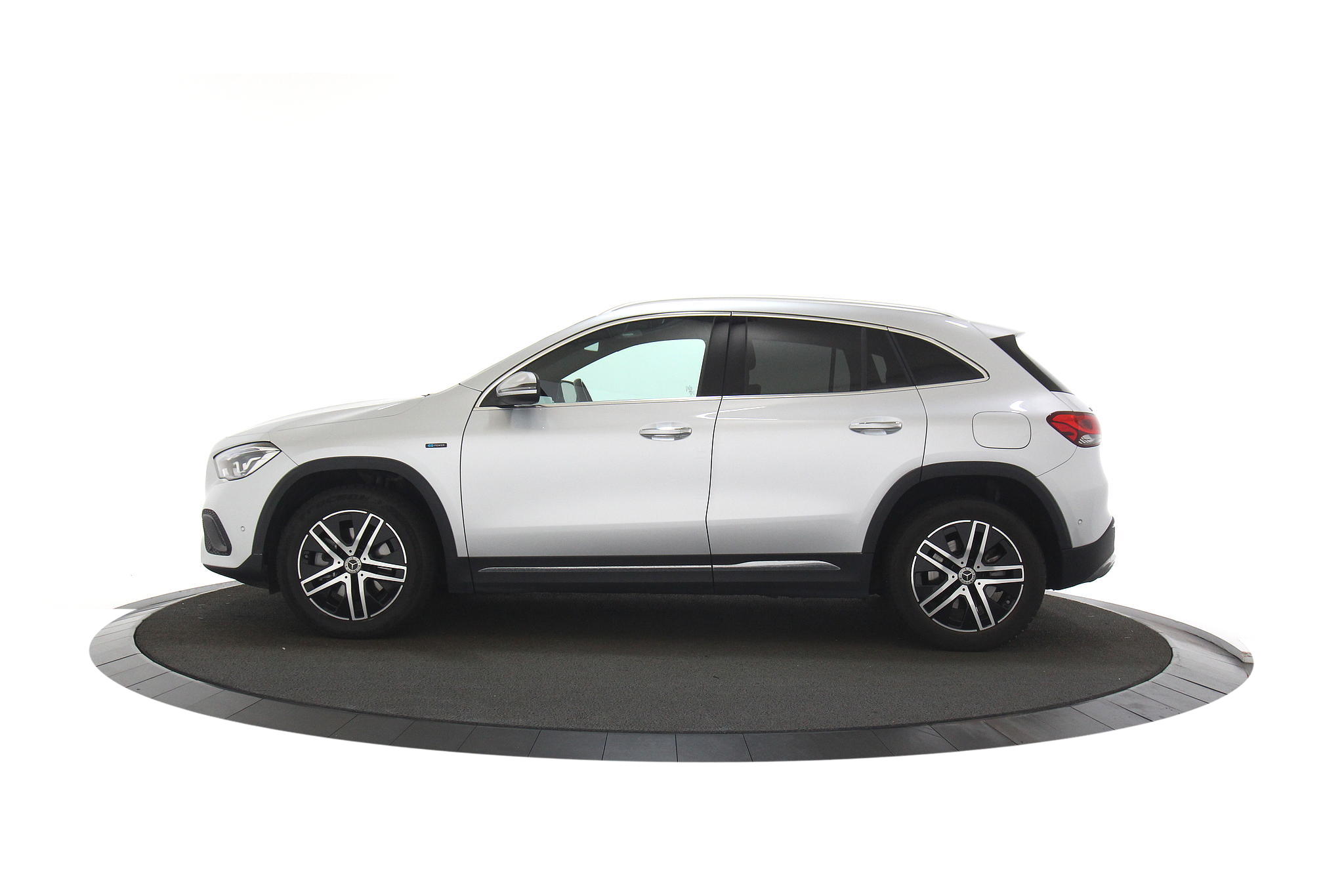 Mercedes-Benz GLA 1.3 GLA 250 e BUSINESS LINE DCT