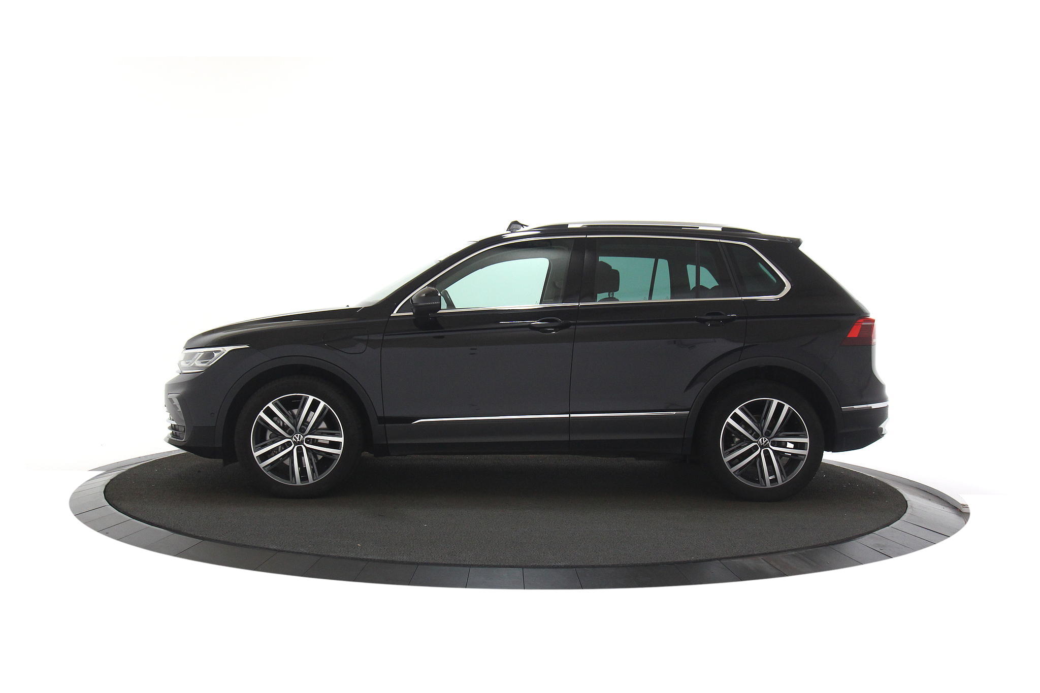 Volkswagen Tiguan 1.4 eHybrid 245 DSG6 Elegance Exclusive
